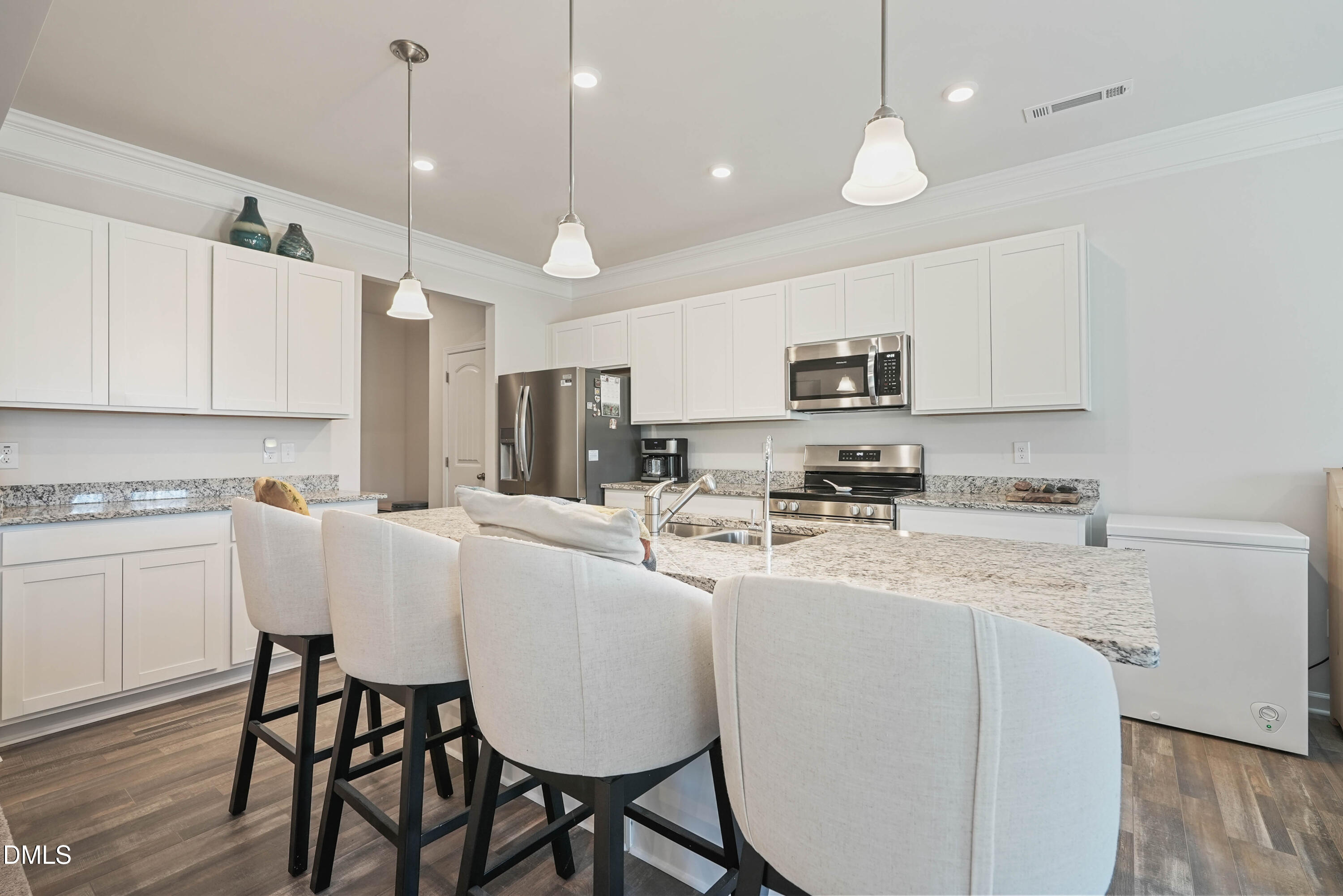 123 Bristow Court Property Photo 10