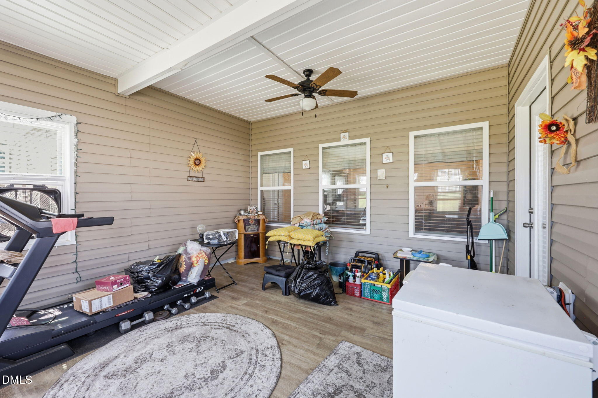 213 Fenella Drive Property Photo 28