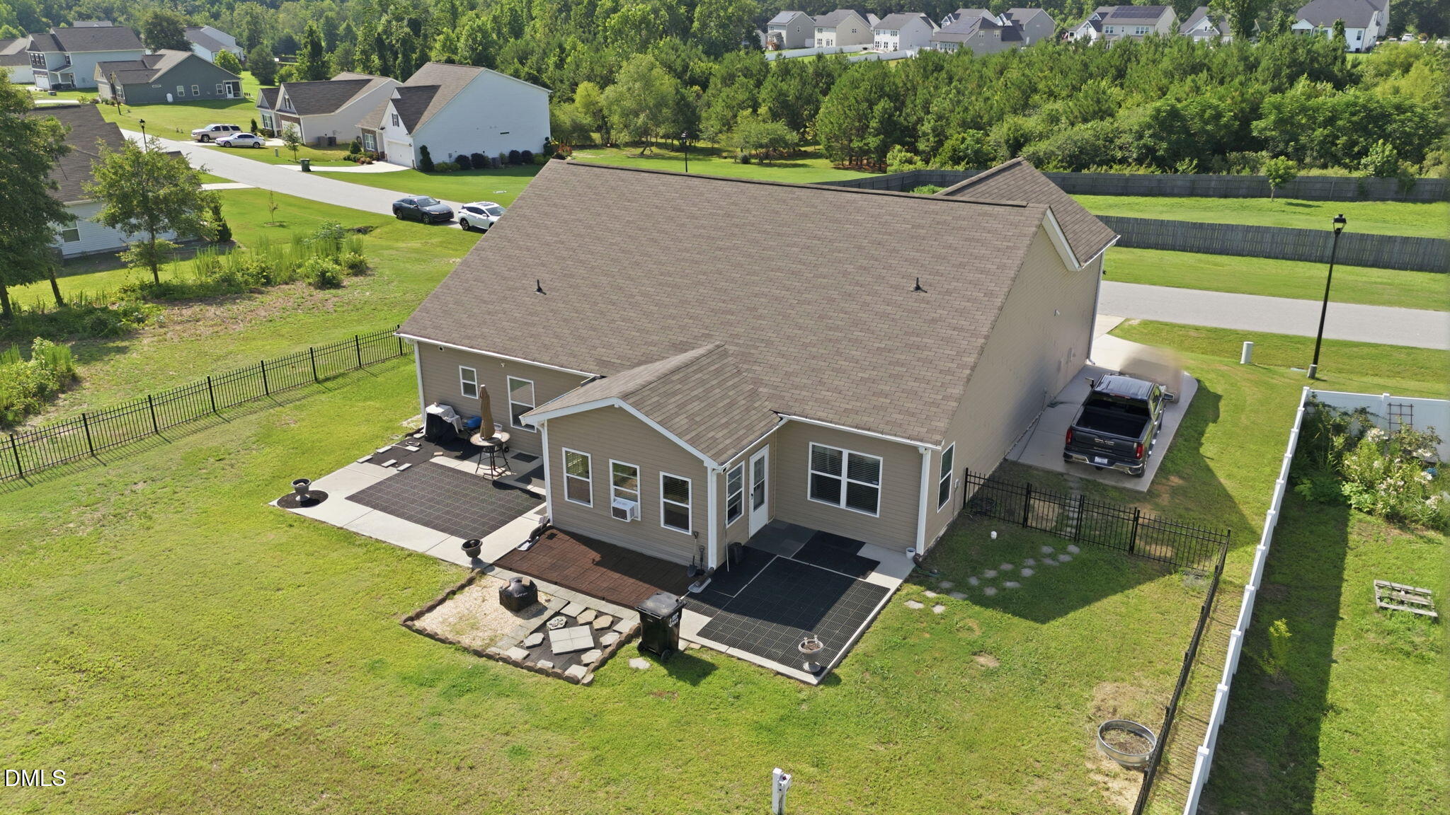 213 Fenella Drive Property Photo 34