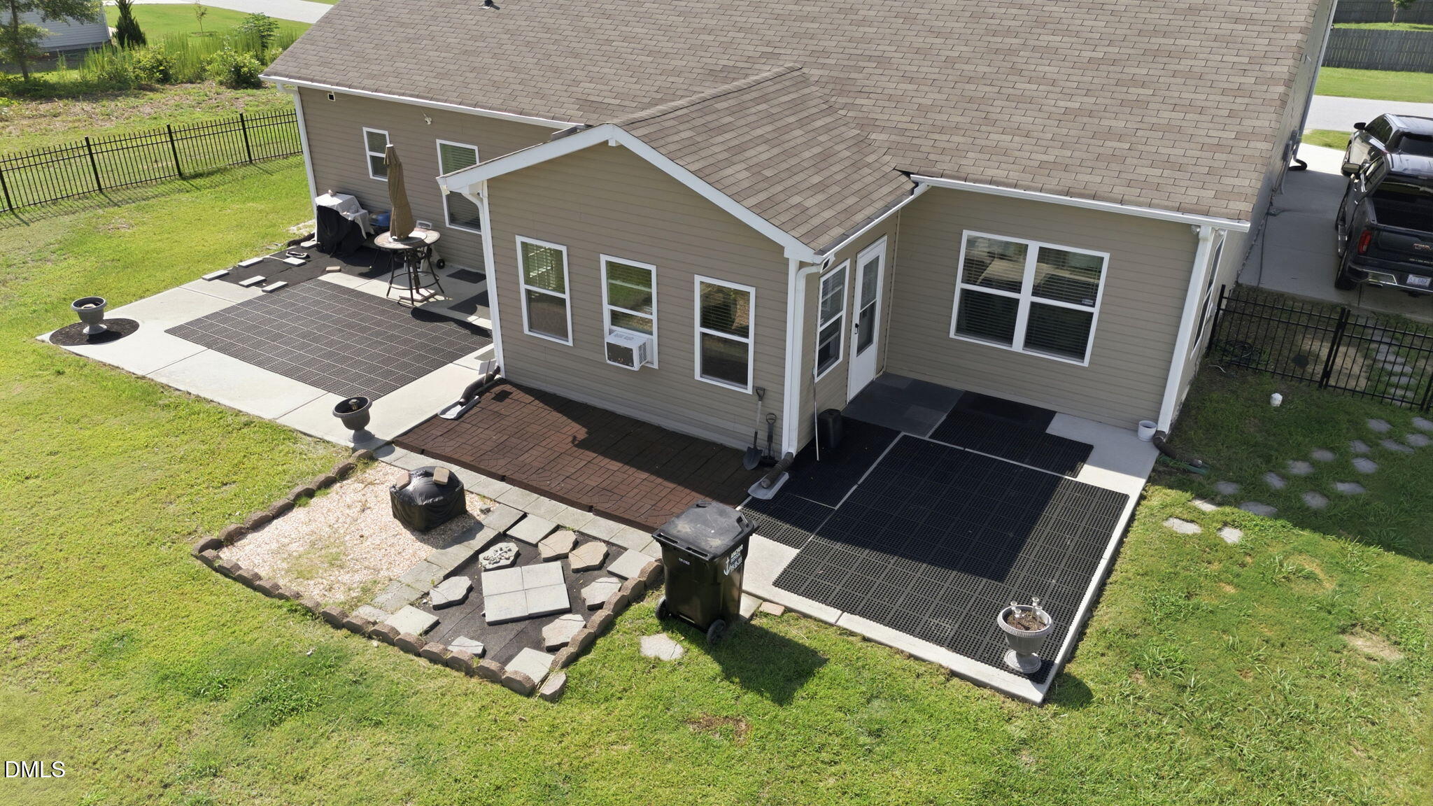 213 Fenella Drive Property Photo 39