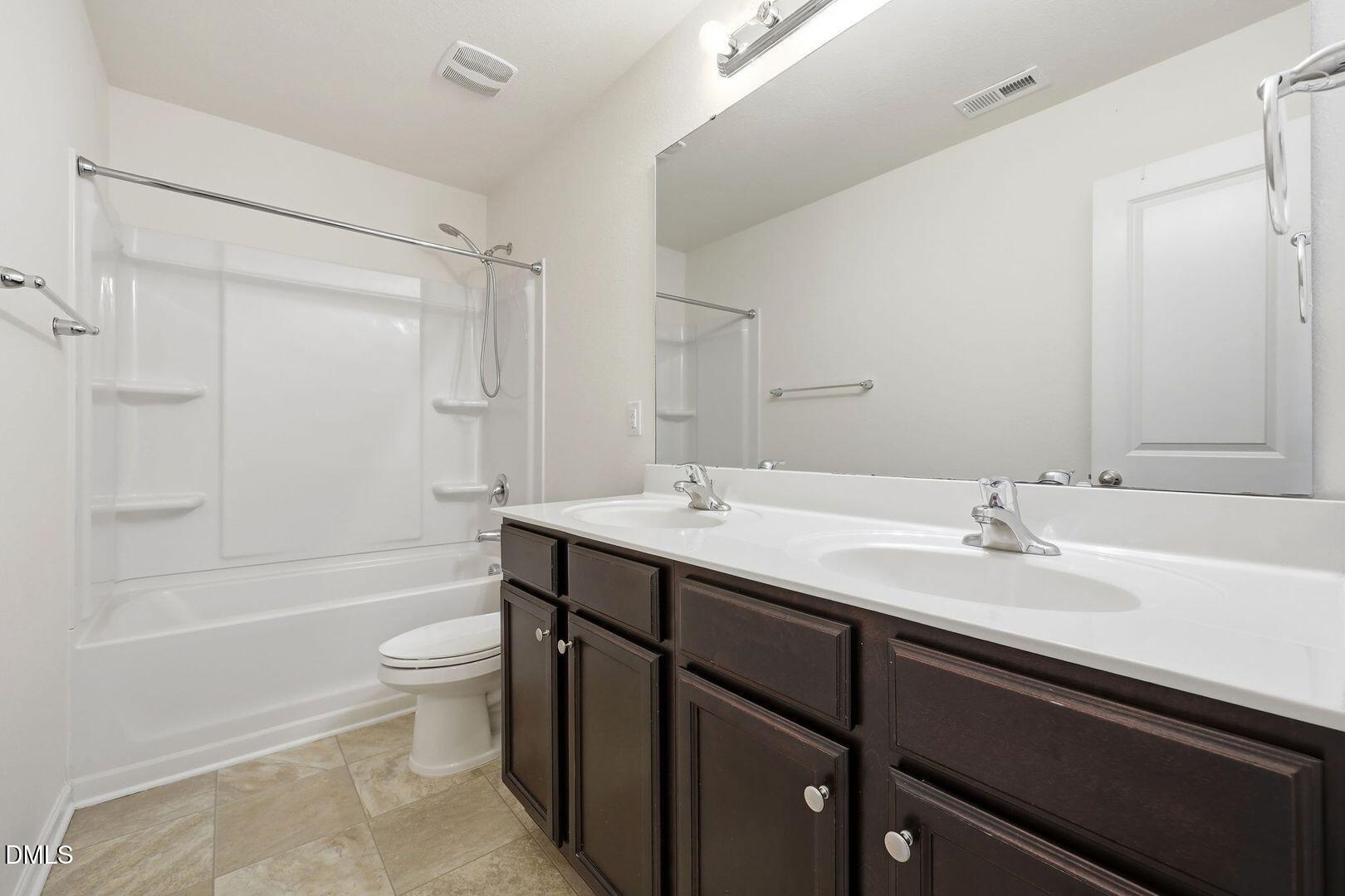 448 Botanical Court Property Photo 16
