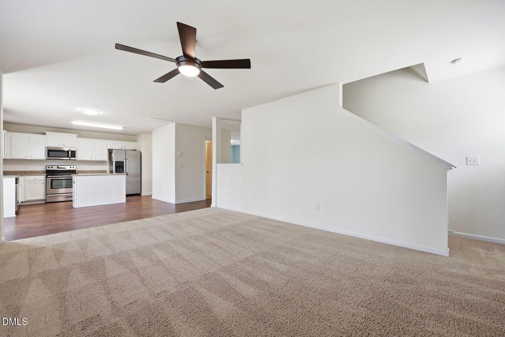 448 Botanical Court Property Photo 18