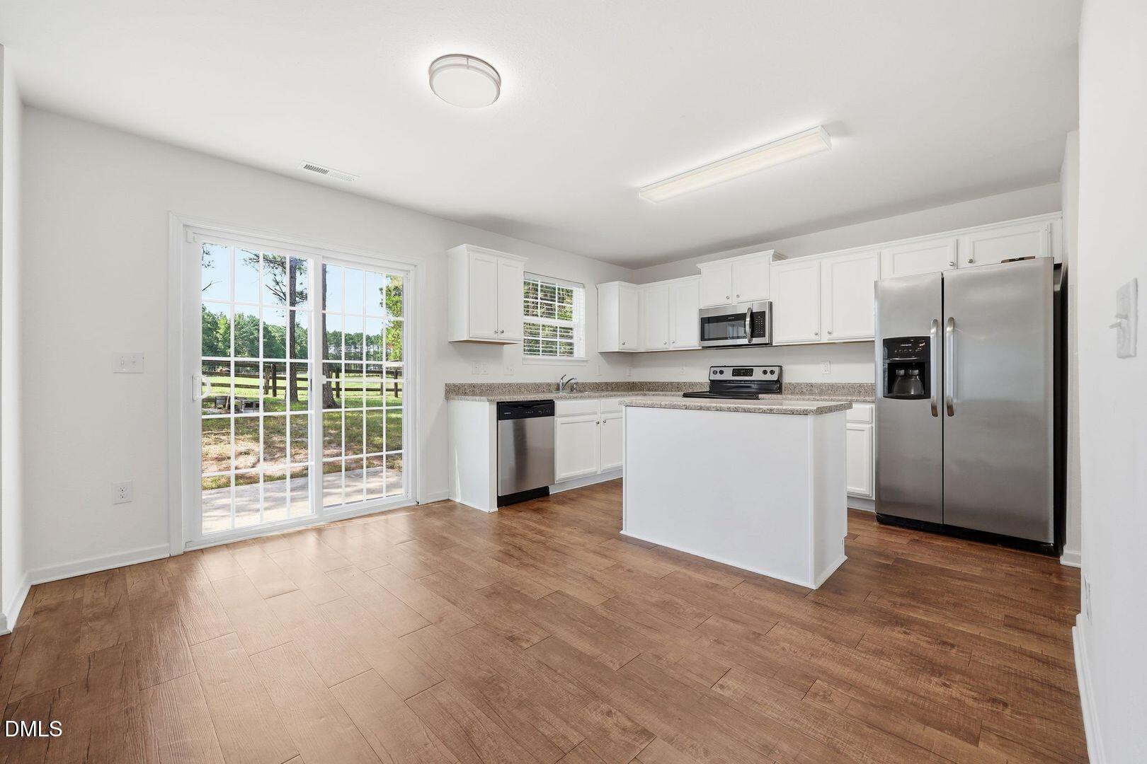 448 Botanical Court Property Photo 22