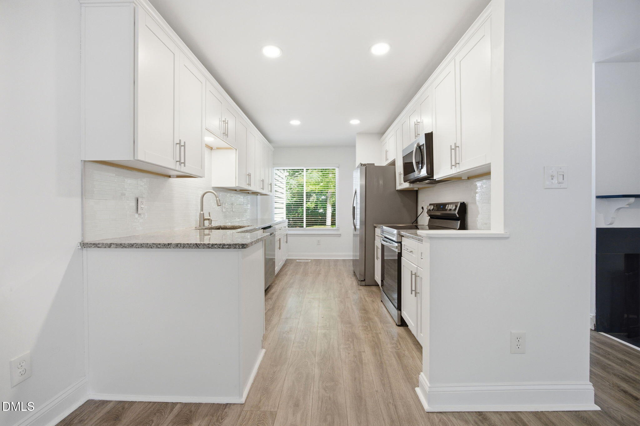 5703 Willowbrook Drive Property Photo 10