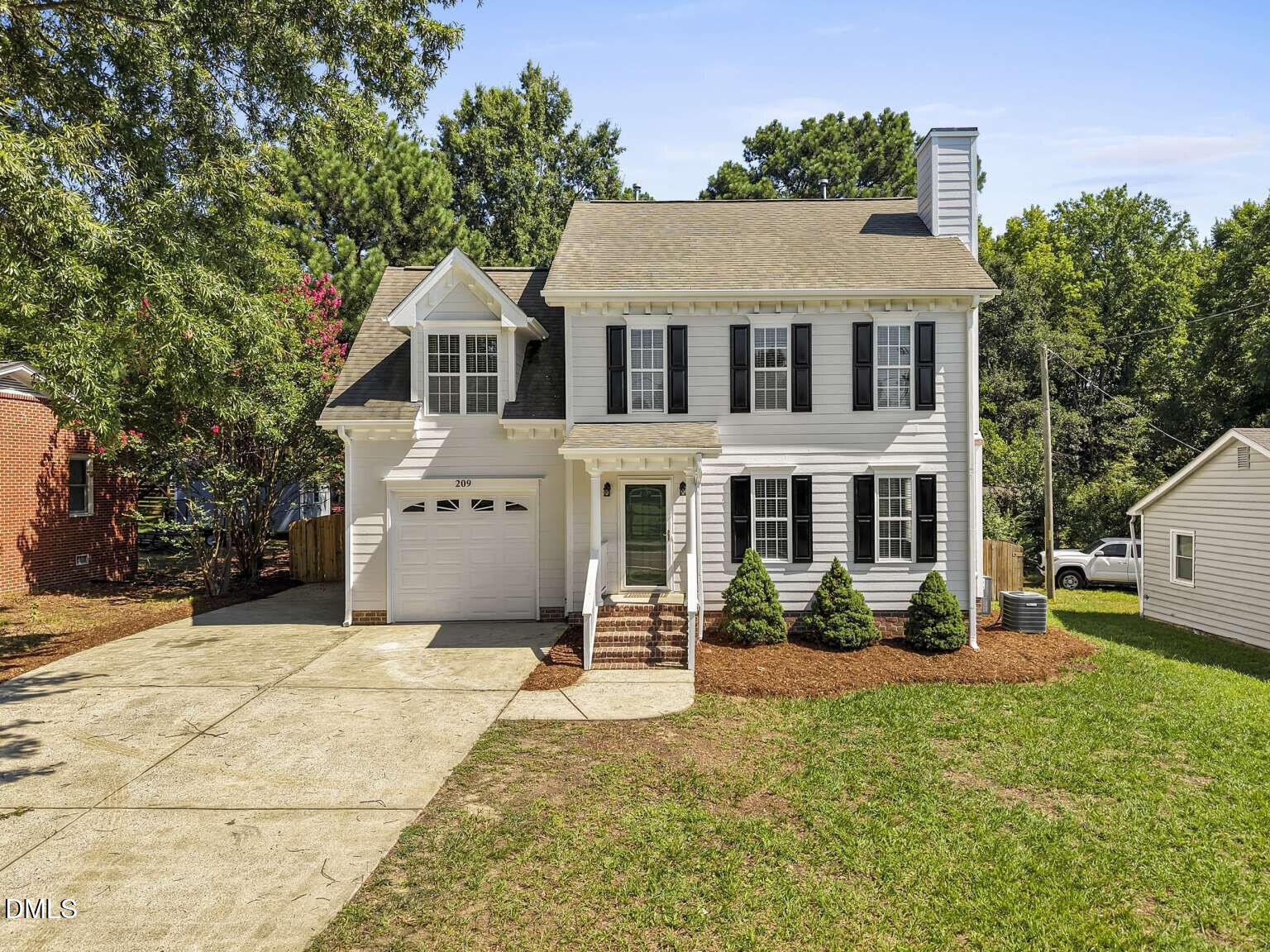 209 James Street Property Photo 1