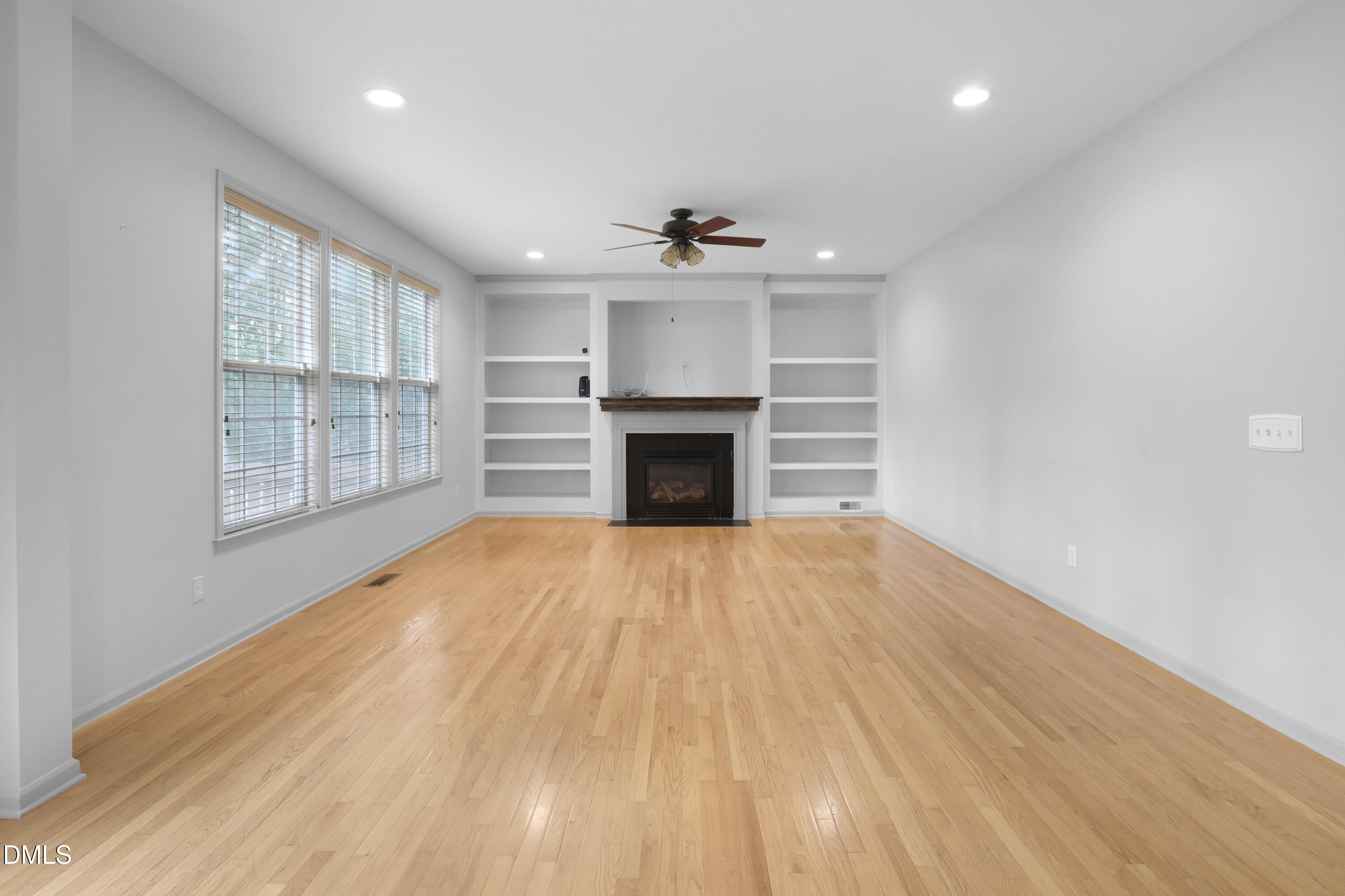 2113 Rocky Mountain Way Property Photo 10