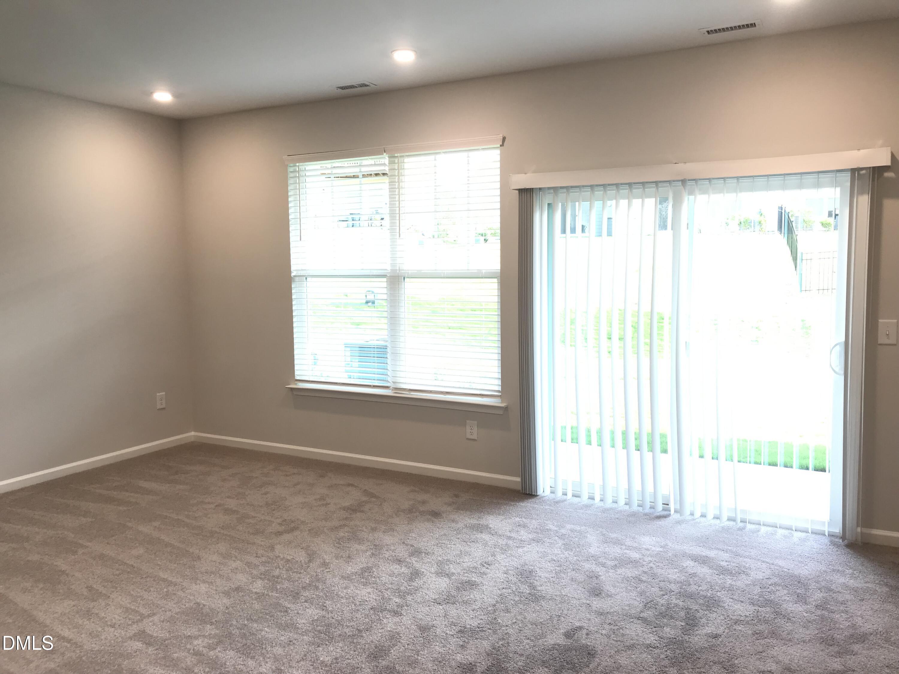 1042 Commack Drive Property Photo 15