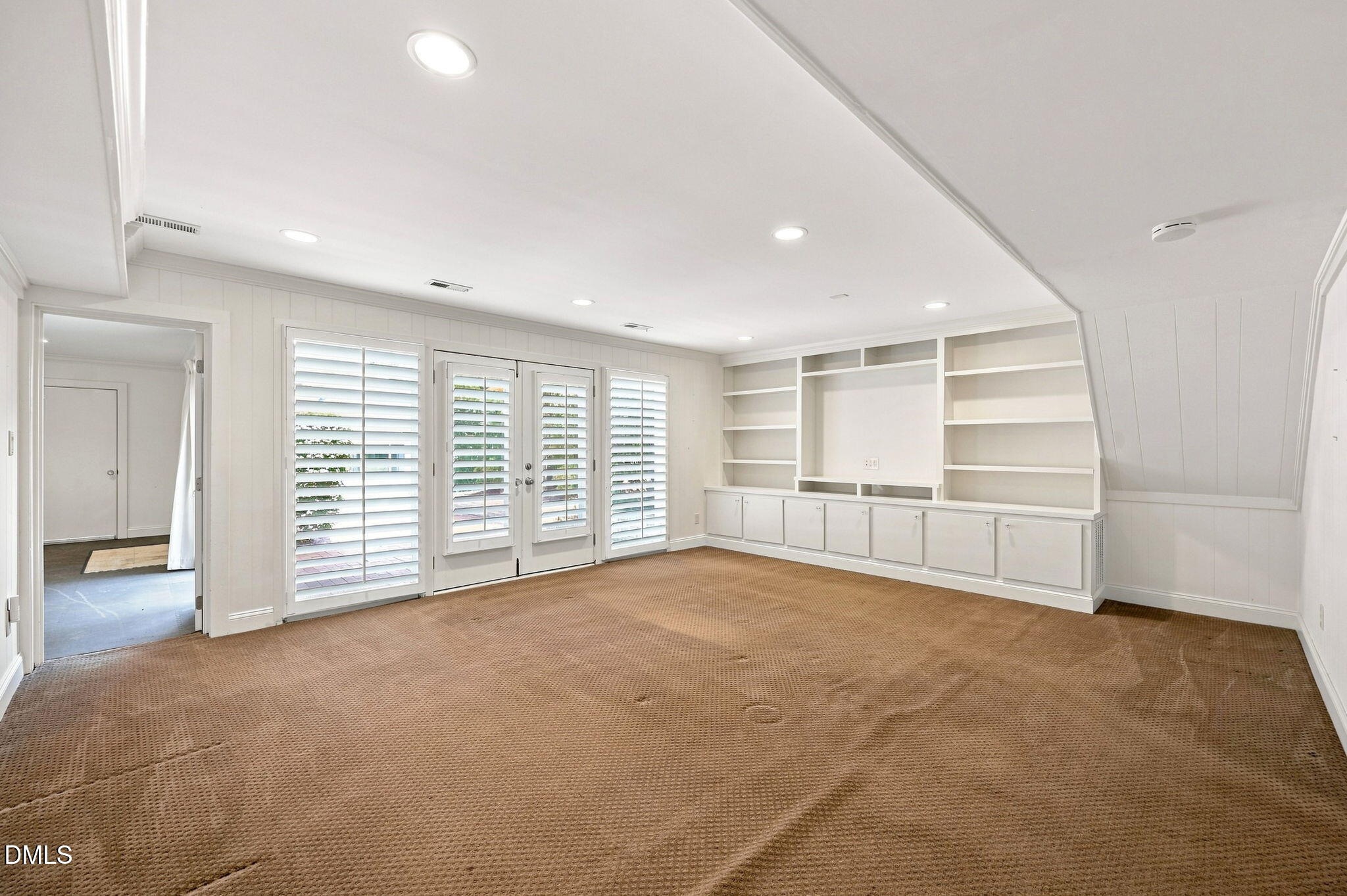 6804 Woodhaven Court Property Photo 29