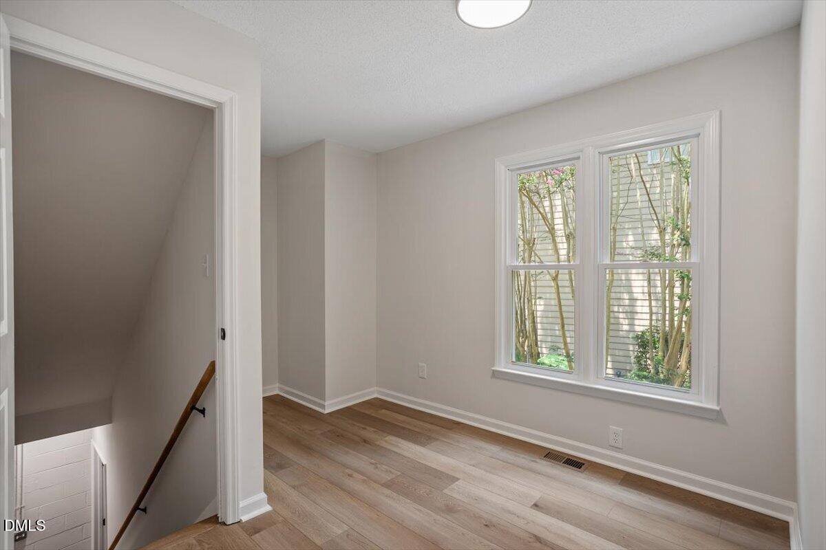 1720 Kingston Heath Way Property Photo 18