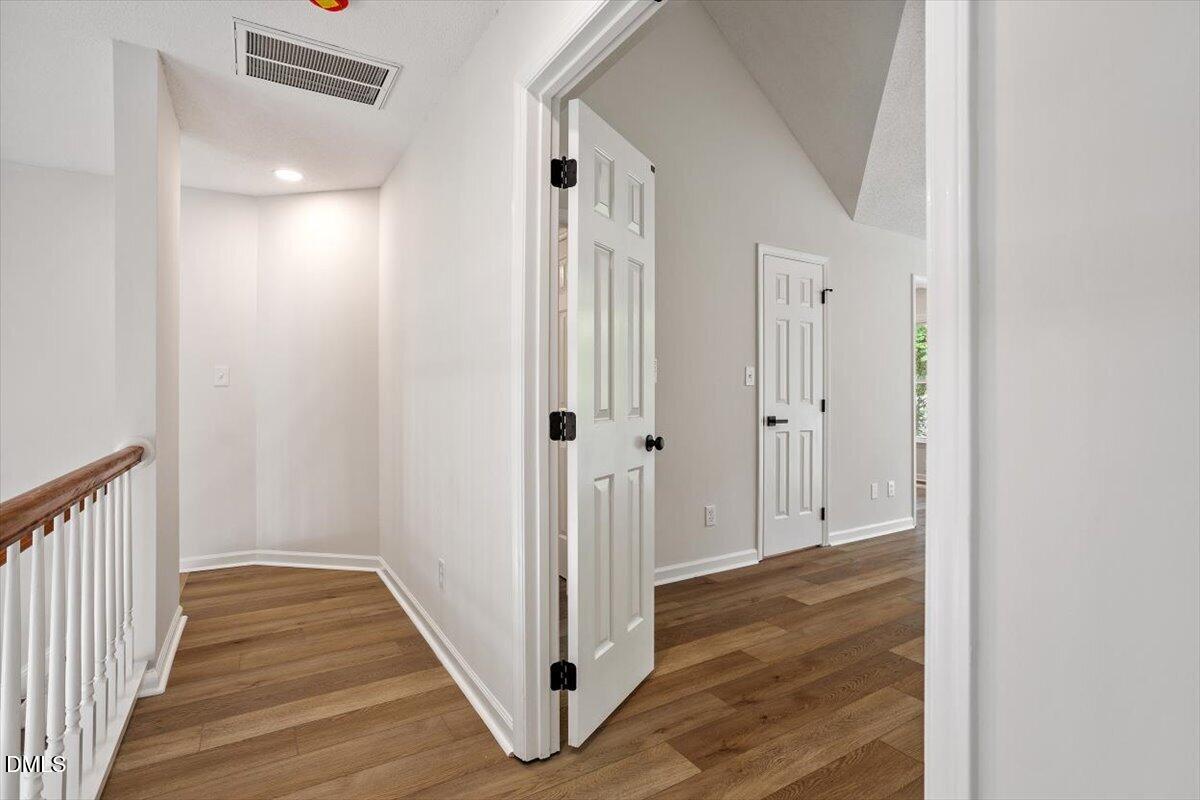 1720 Kingston Heath Way Property Photo 30