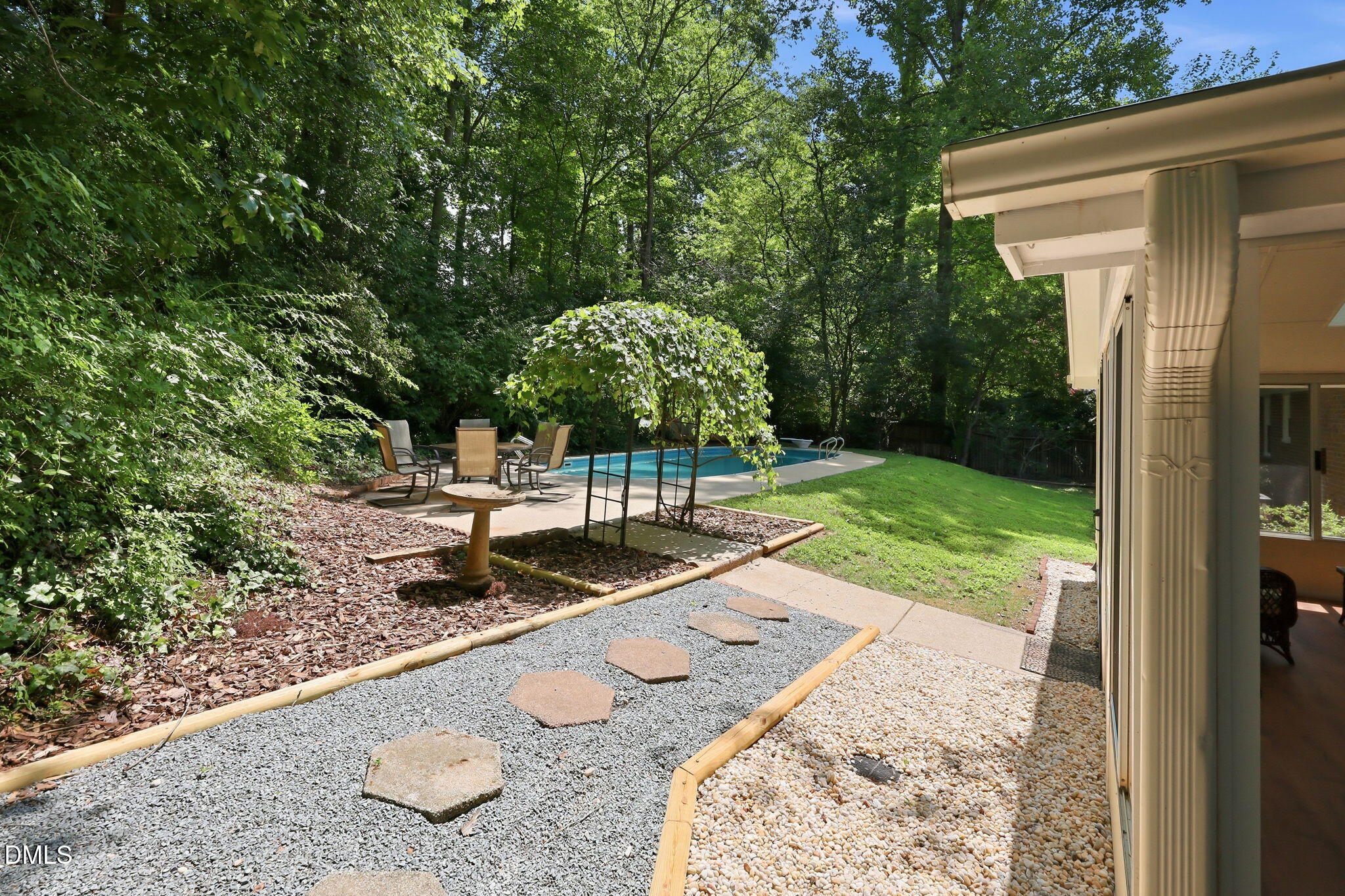 409 Oakridge Road Property Photo 34