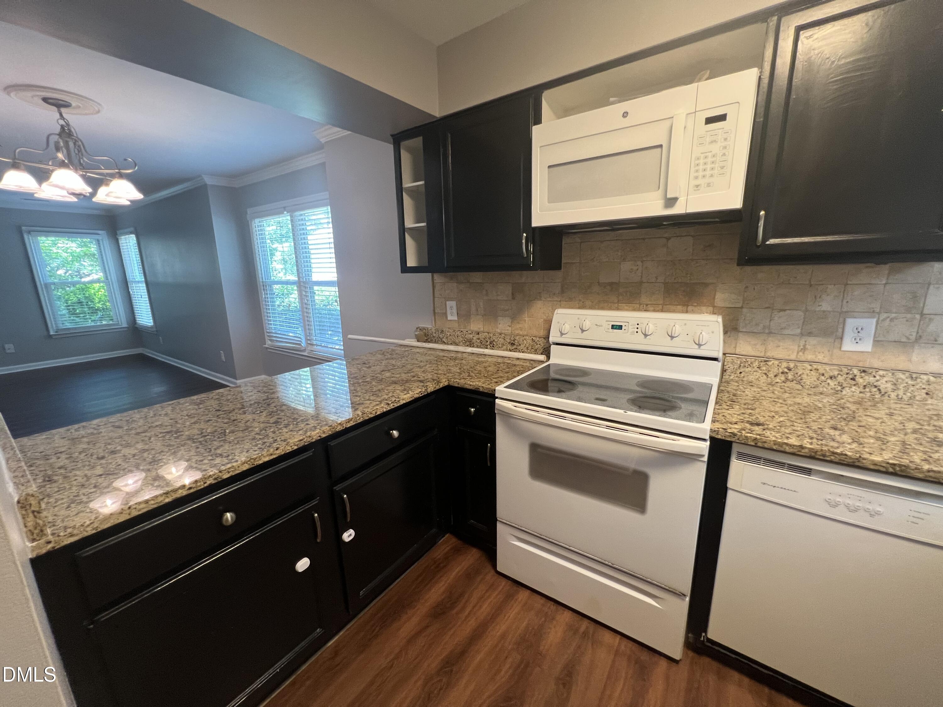 4460 Roller Court Property Photo 4
