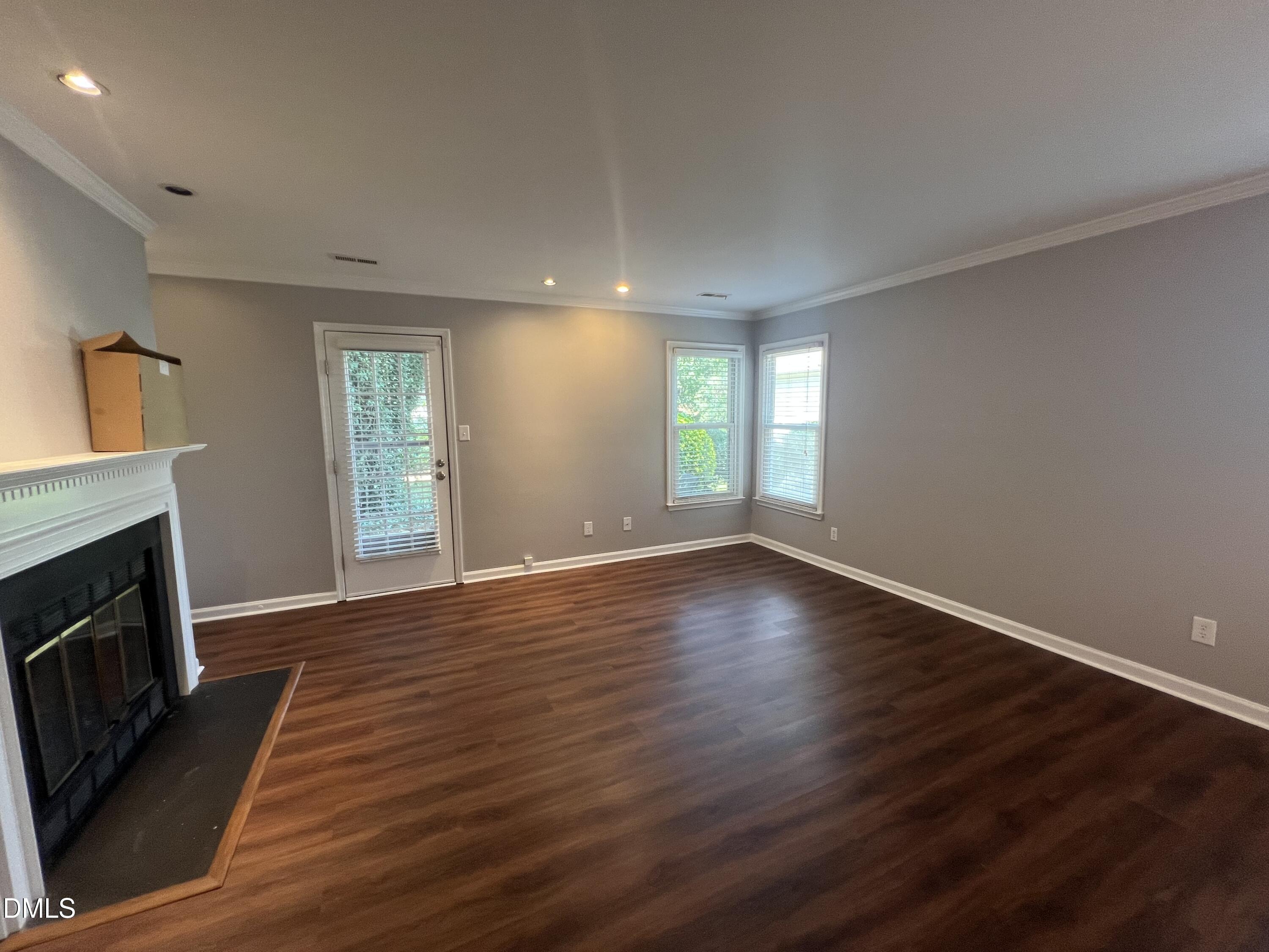 4460 Roller Court Property Photo 8