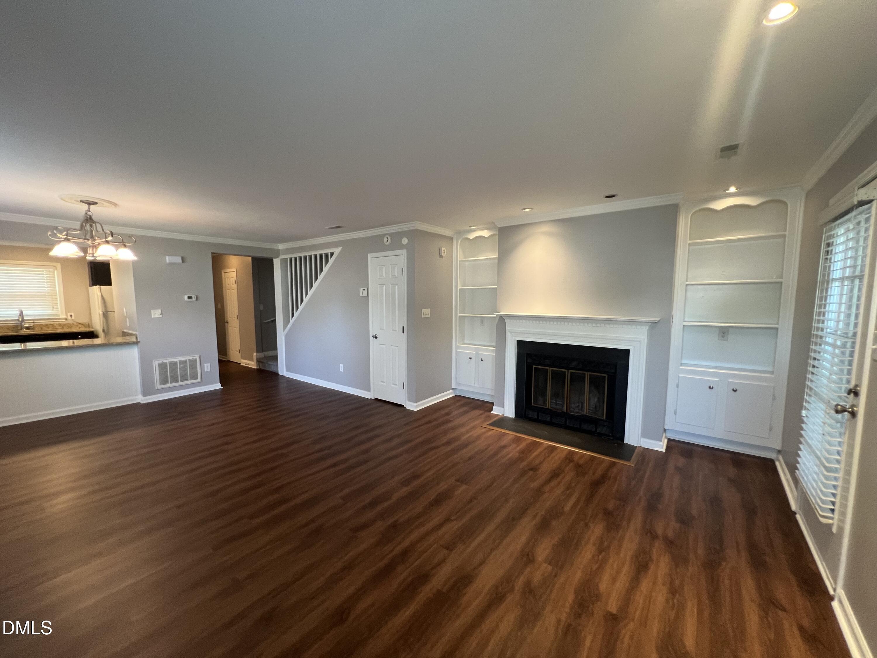 4460 Roller Court Property Photo 9