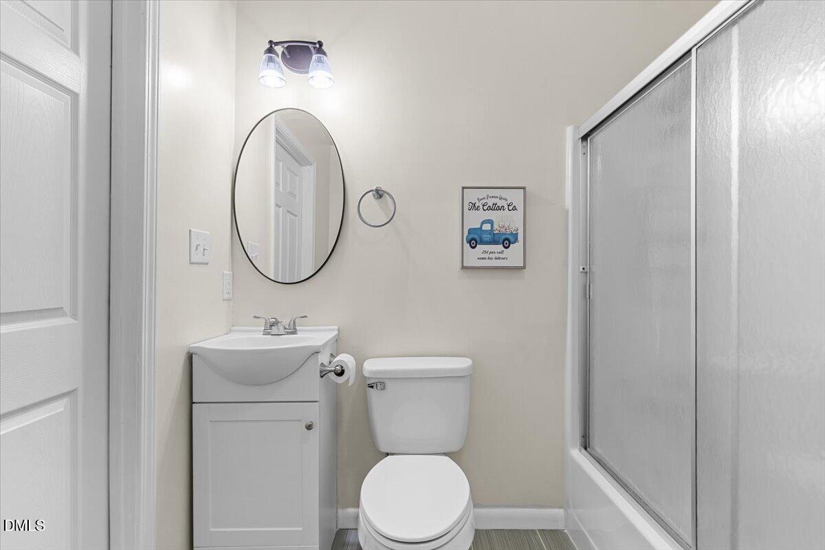 1014 E Club Boulevard Property Photo 12