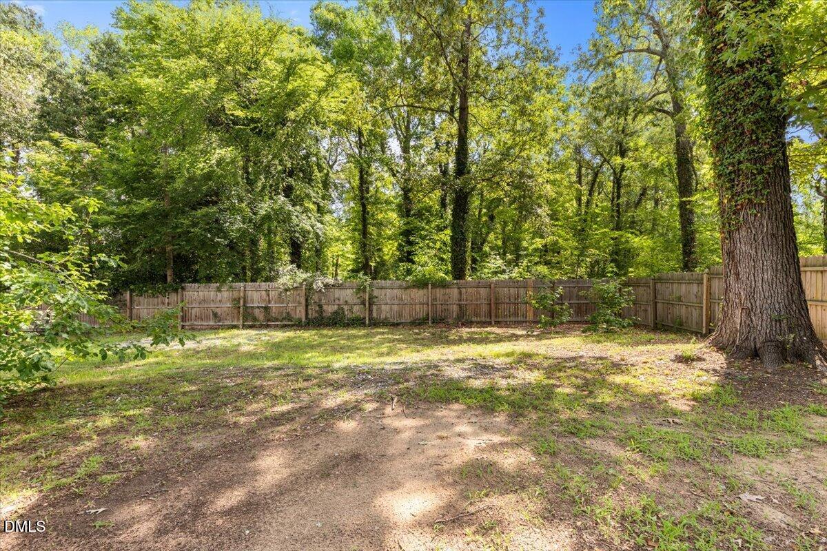 1014 E Club Boulevard Property Photo 22
