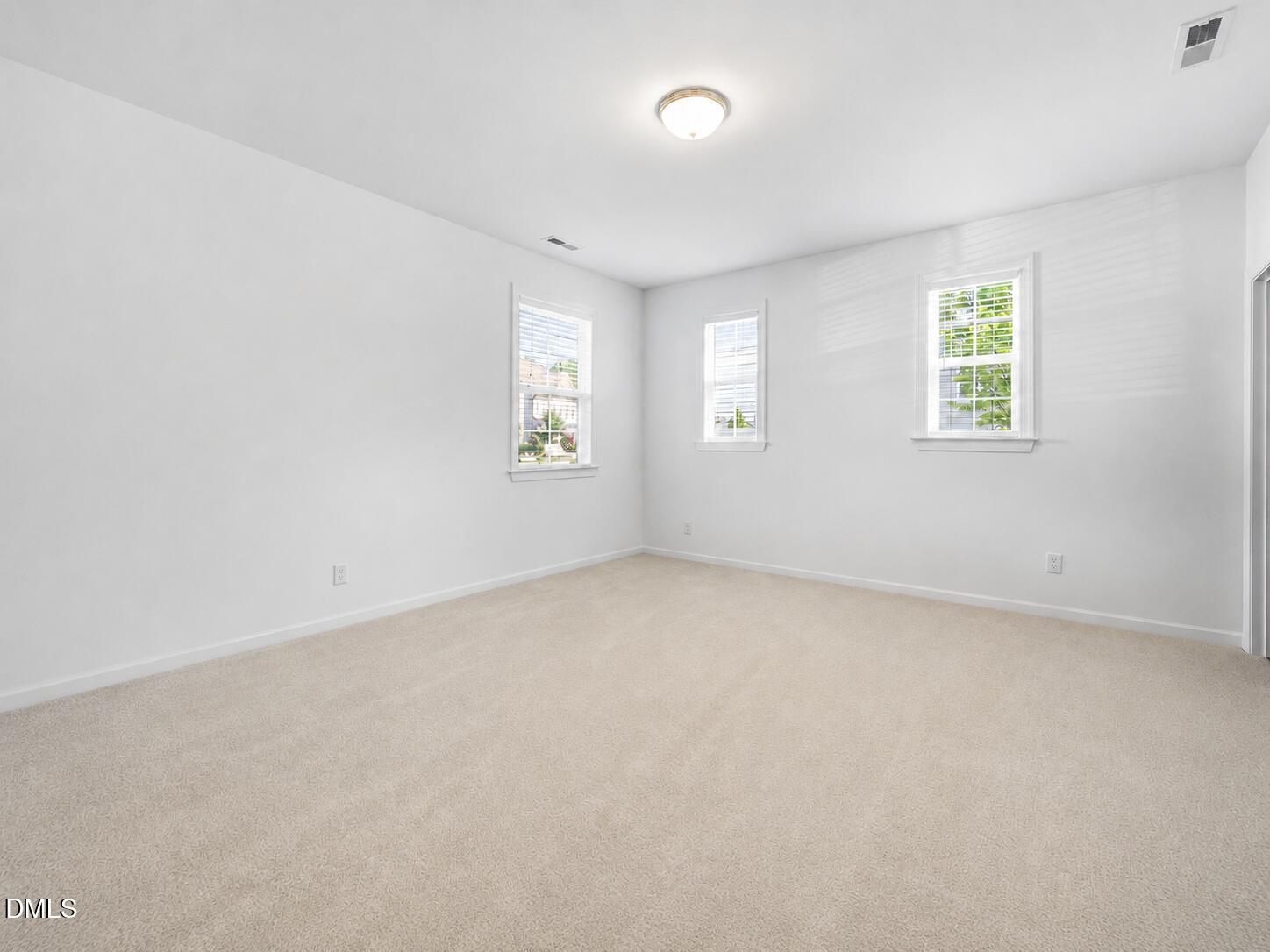 625 Amaranth Drive Property Photo 29