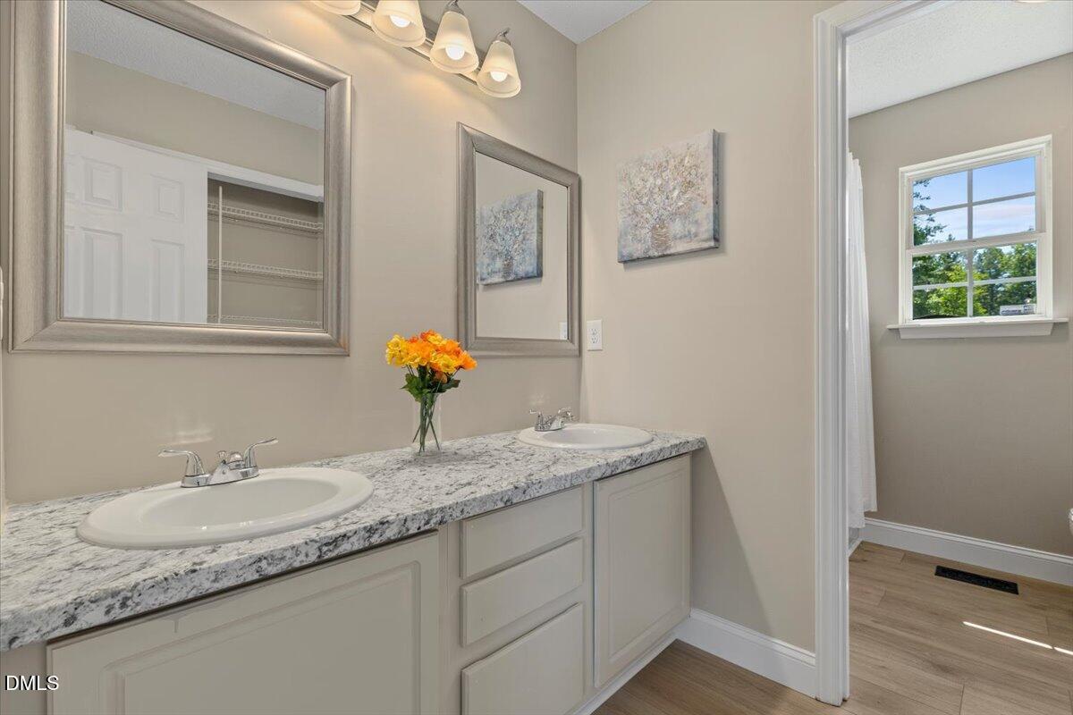 48 Hunters Way Property Photo 15