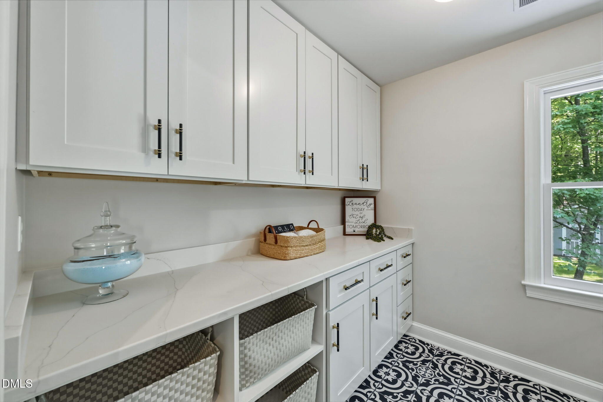 600 Brittany Bay E Property Photo 20
