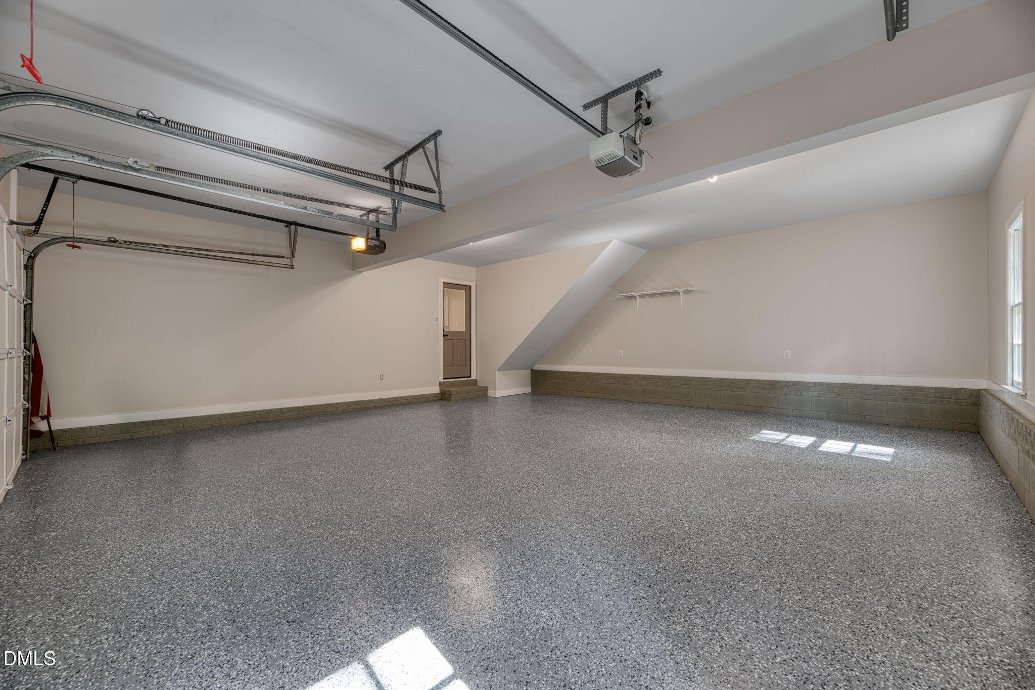 600 Brittany Bay E Property Photo 22