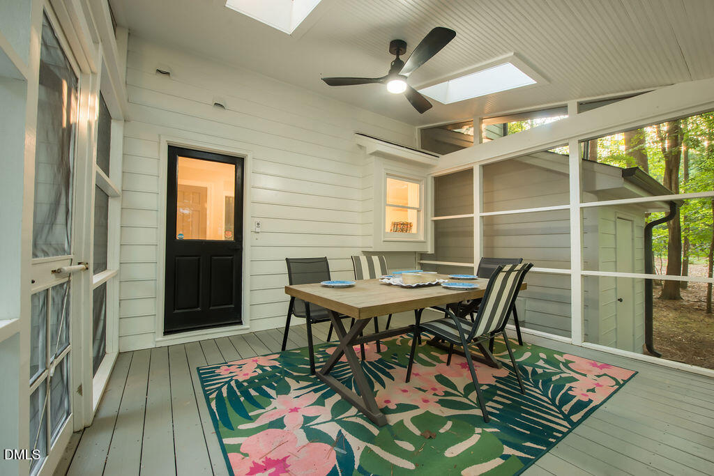 600 Brittany Bay E Property Photo 26
