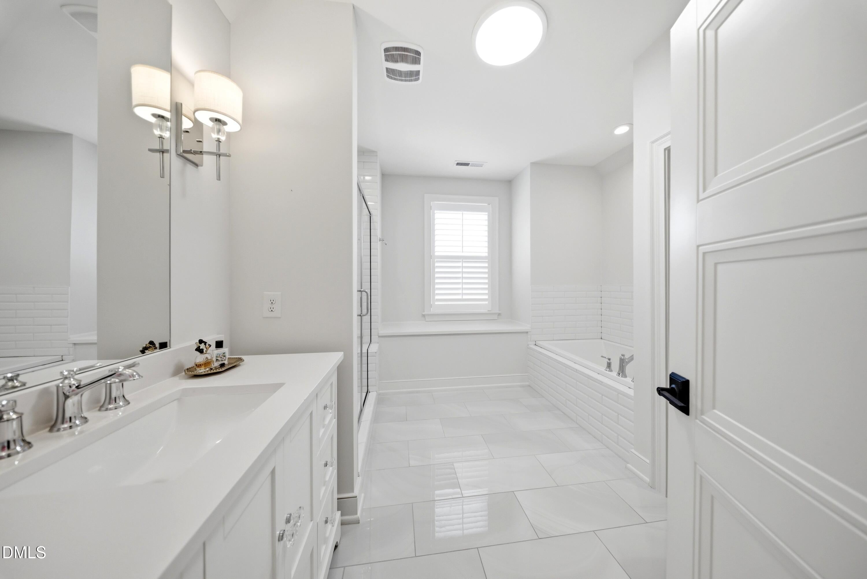 1112 Goliath Lane Property Photo 45
