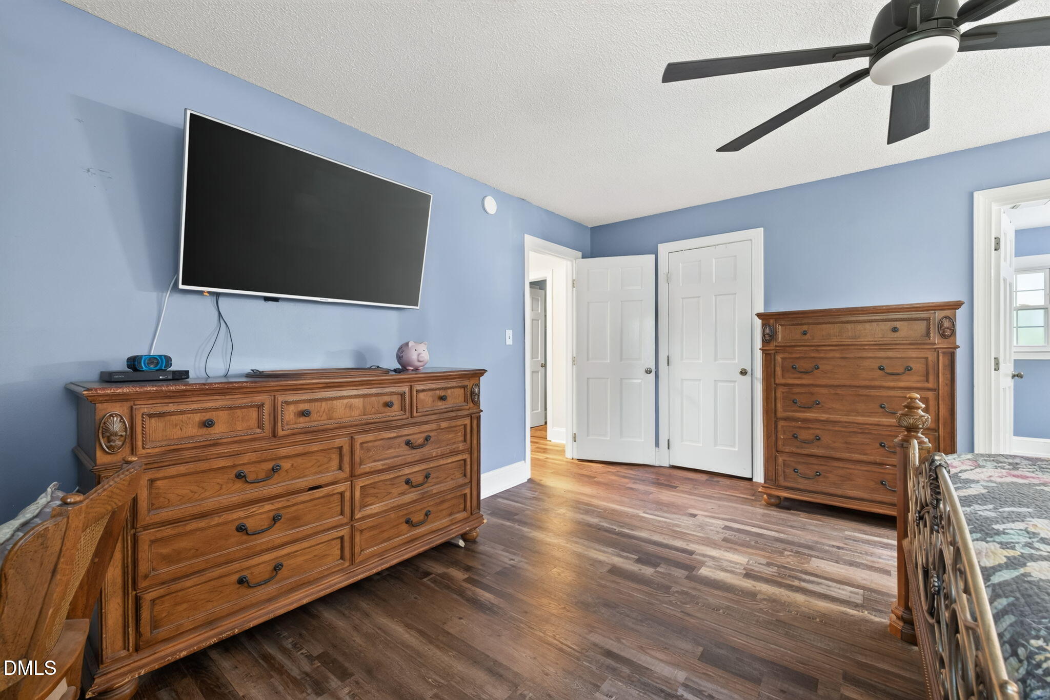 2900 Meadowview Court Property Photo 24