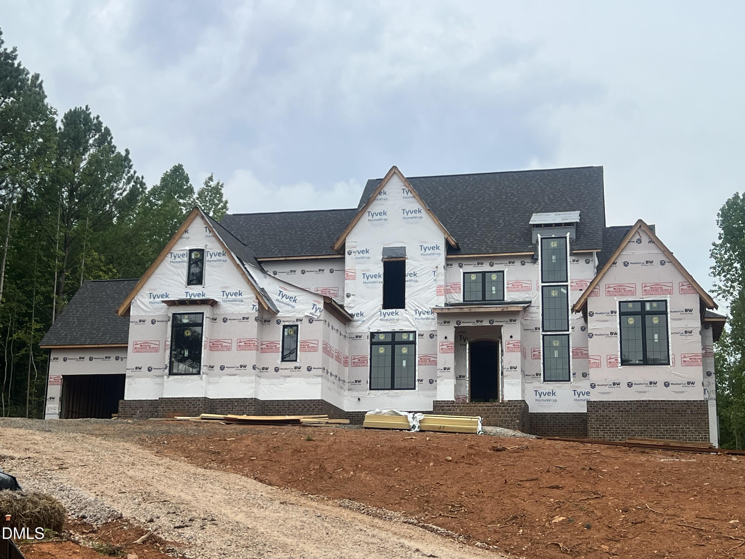 95 Mountaintop Circle Property Photo 2