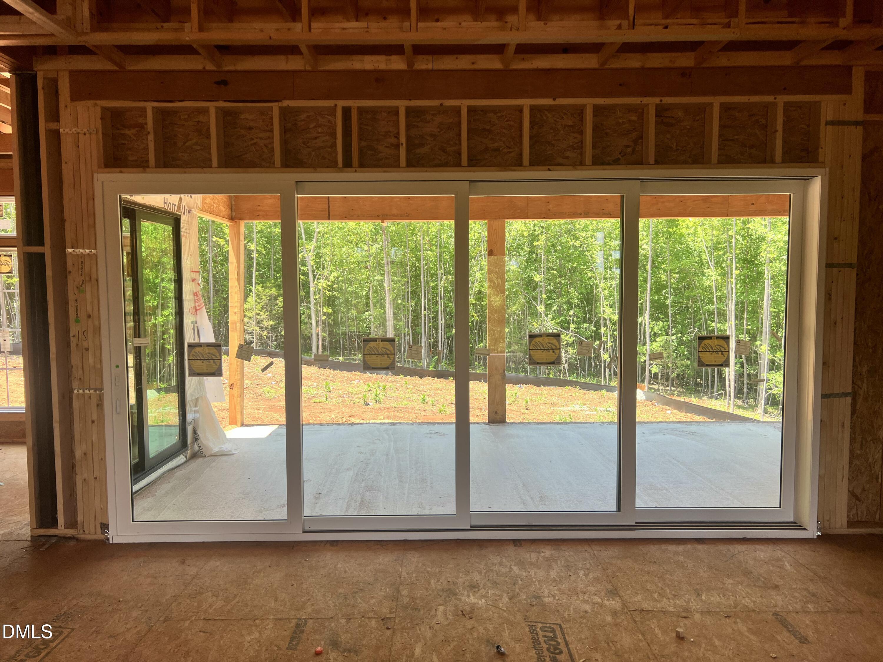 95 Mountaintop Circle Property Photo 8