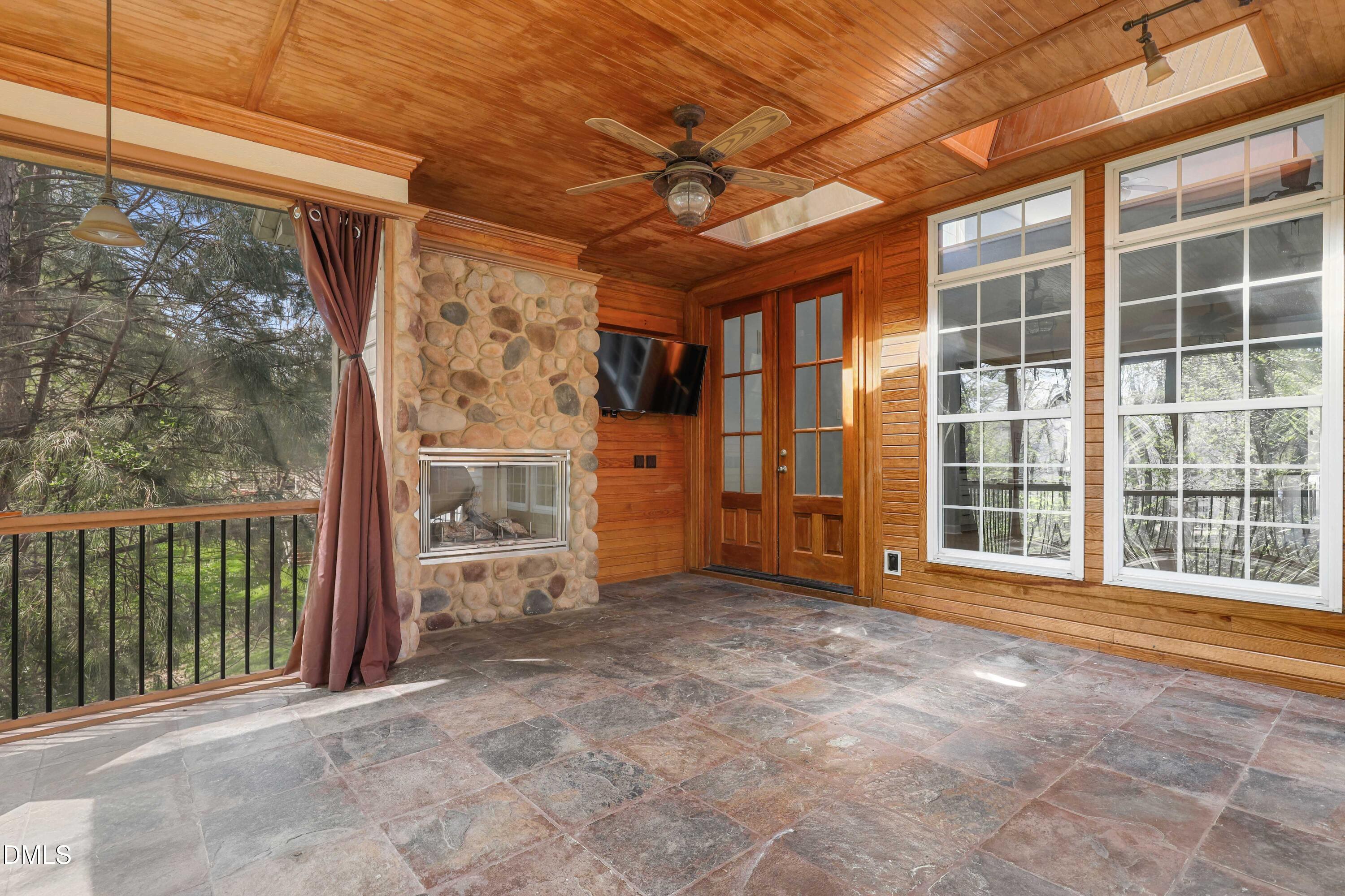 534 Siltstone Place Property Photo 55