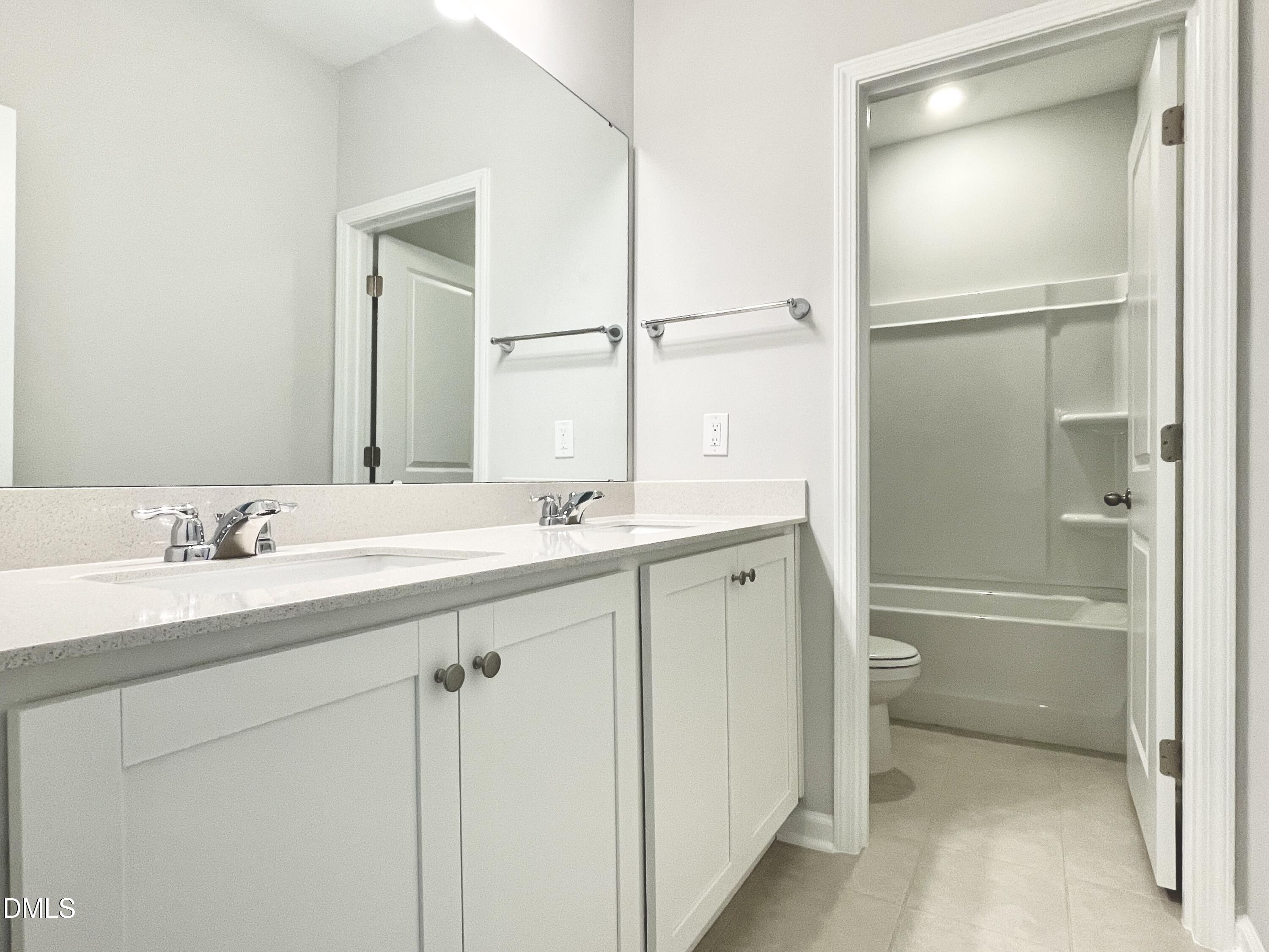 1605 Immagene Way Property Photo 27