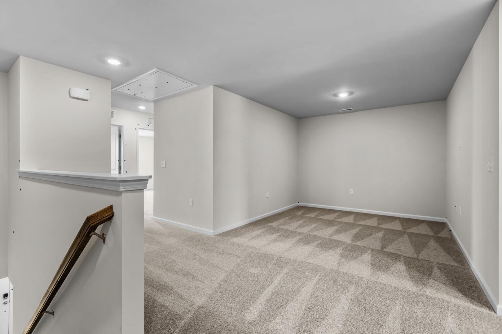 5104 Anamosa Street Property Photo 14