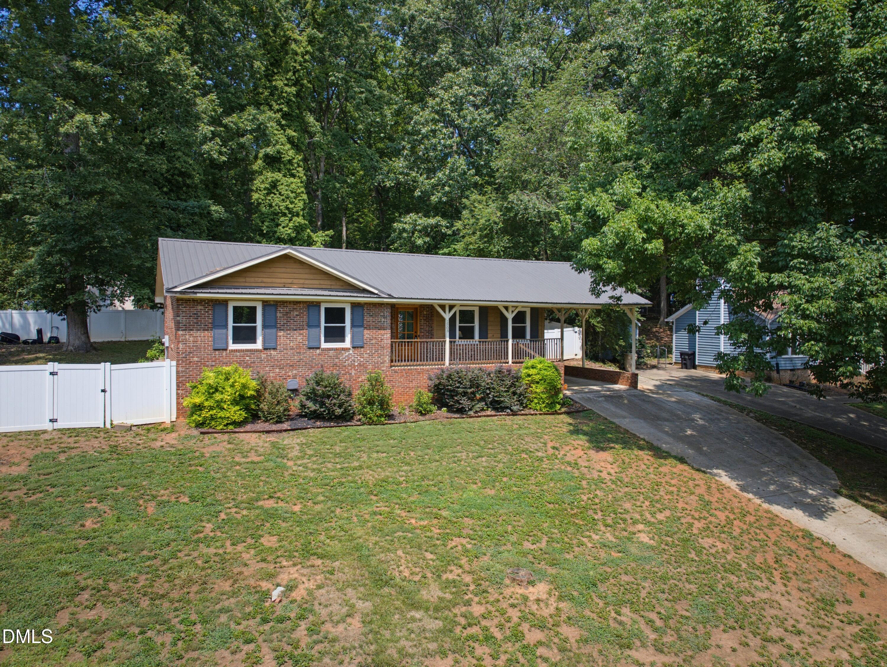 1508 Harth Drive Property Photo 28