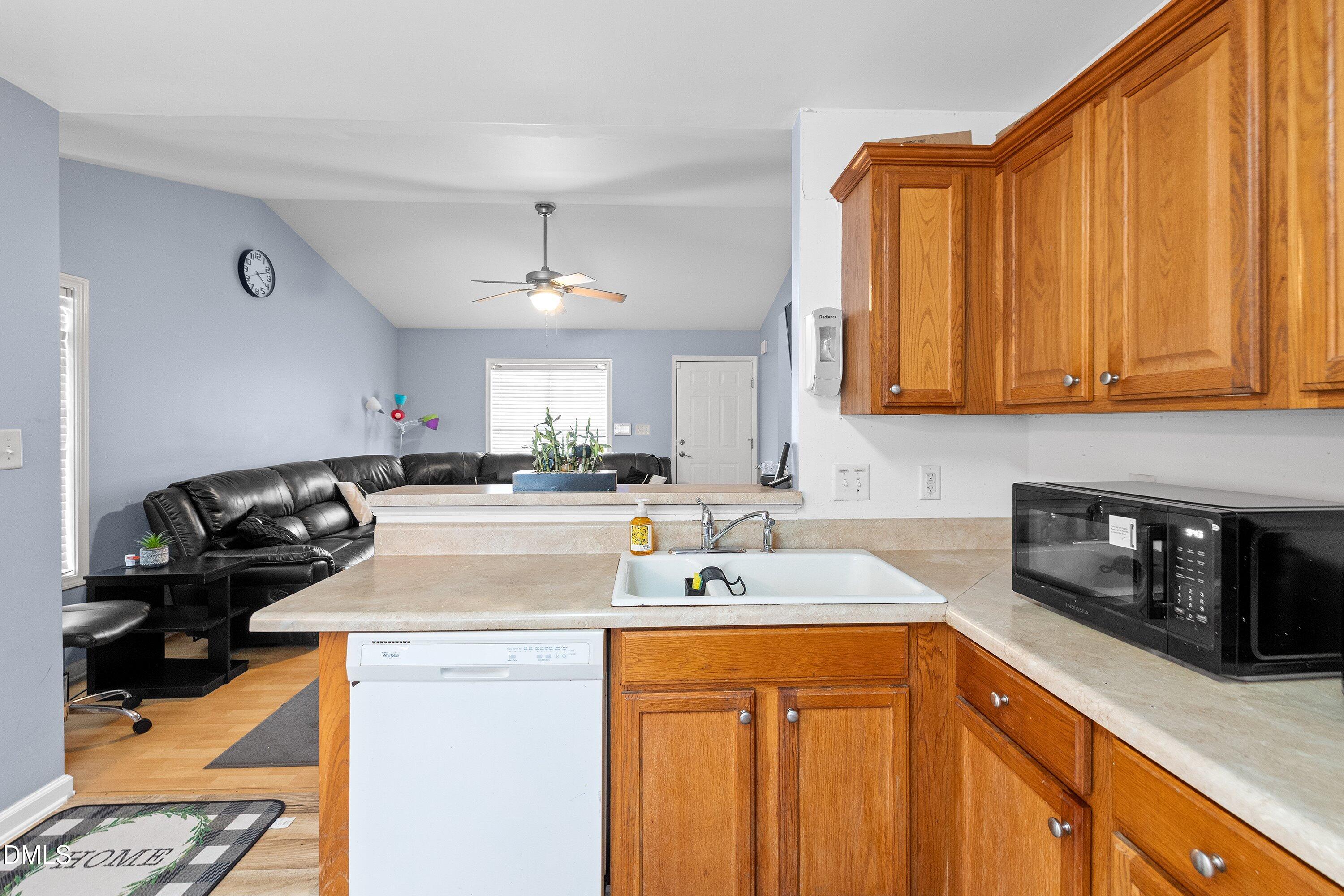 1510 Mark Massengill Drive Property Photo 8