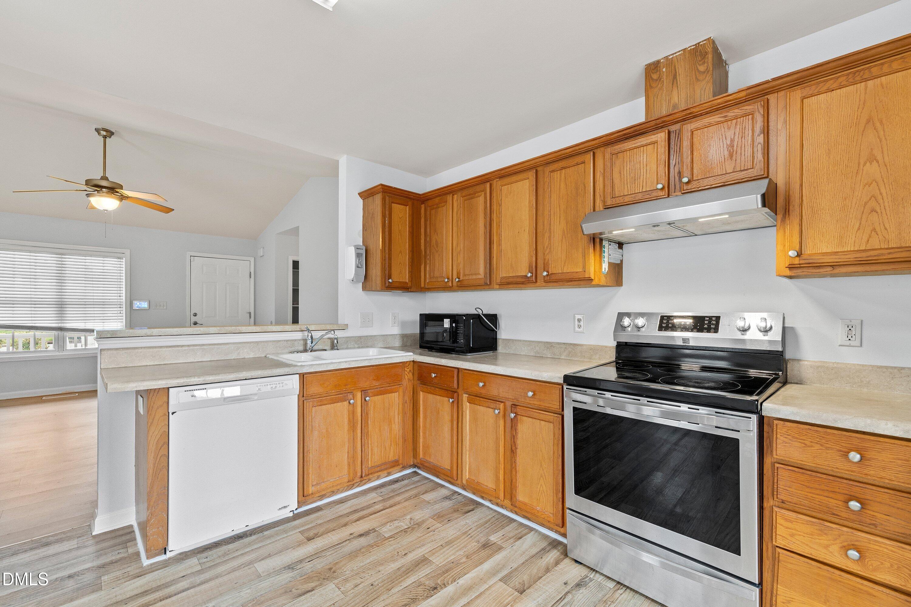 1510 Mark Massengill Drive Property Photo 11