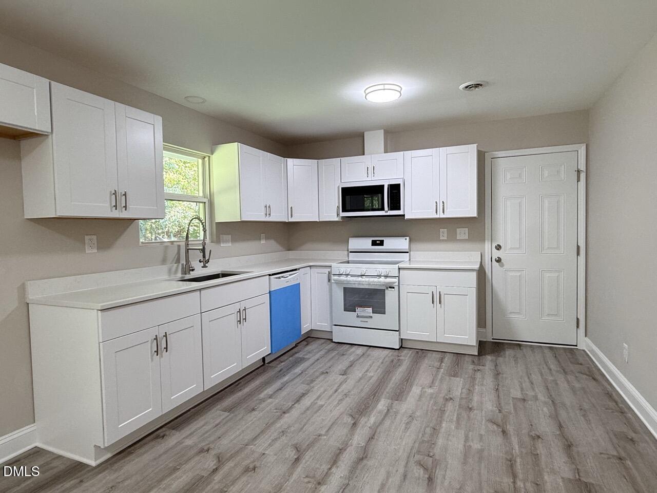 1009 Delray Street Property Photo 4