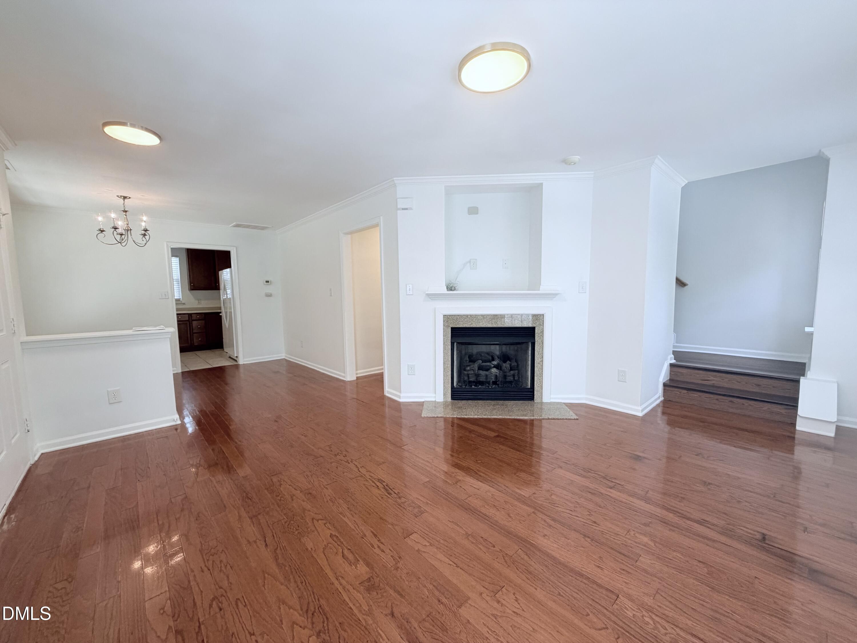 9915 Wasser Court Property Photo 2