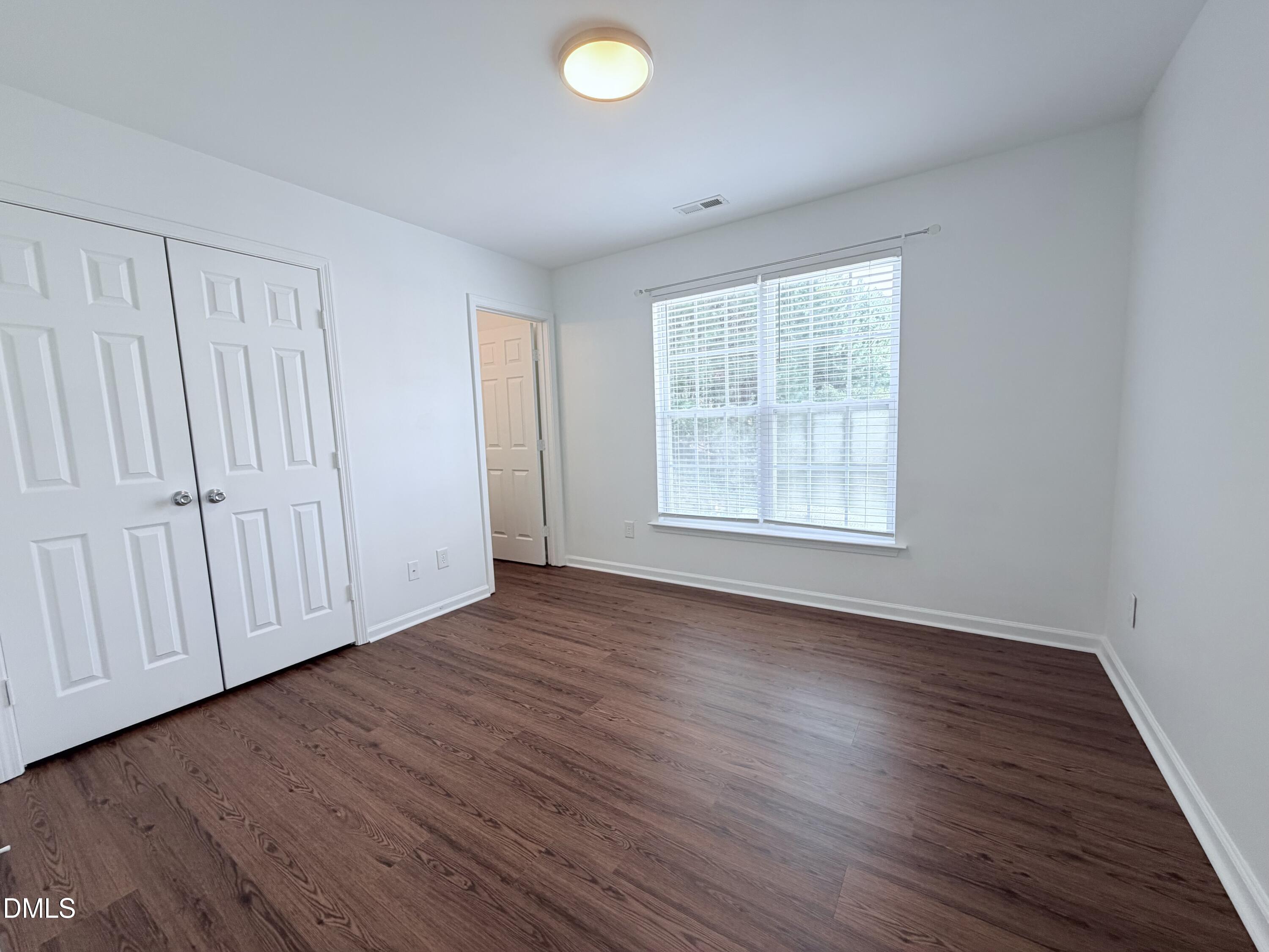 9915 Wasser Court Property Photo 7