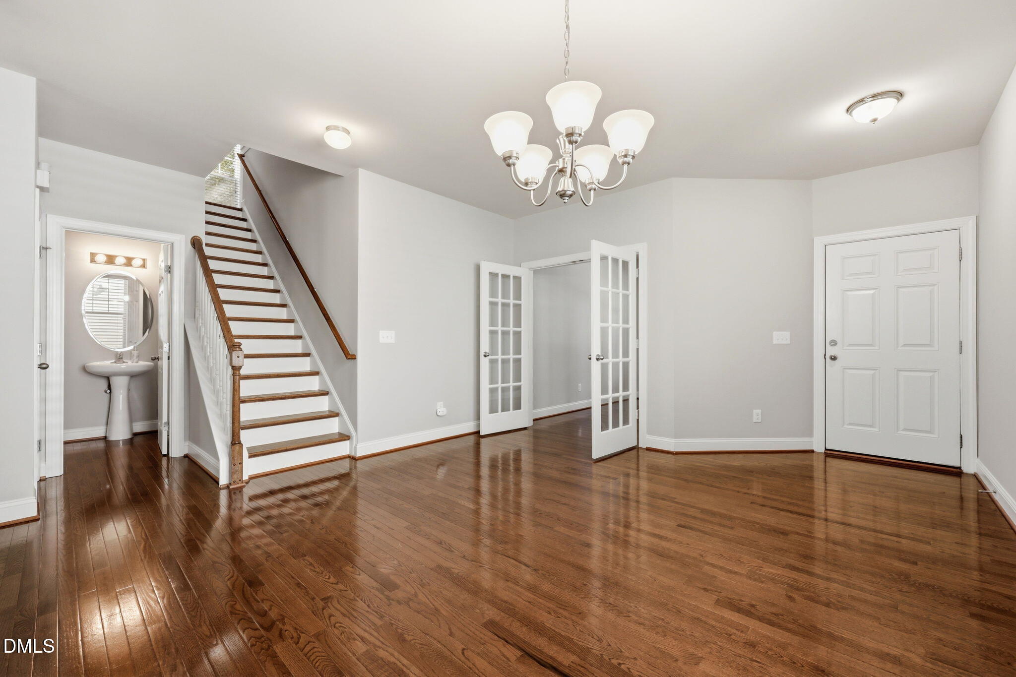 504 Bouree Circle Property Photo 5