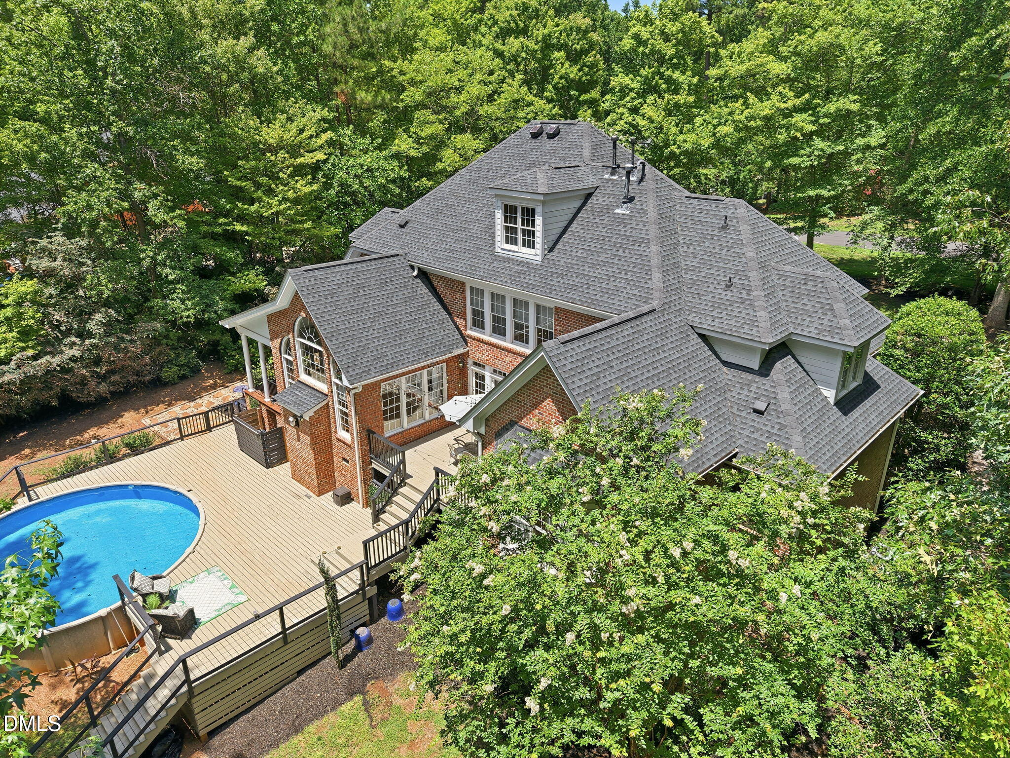 7524 Tynewind Drive Property Photo 6