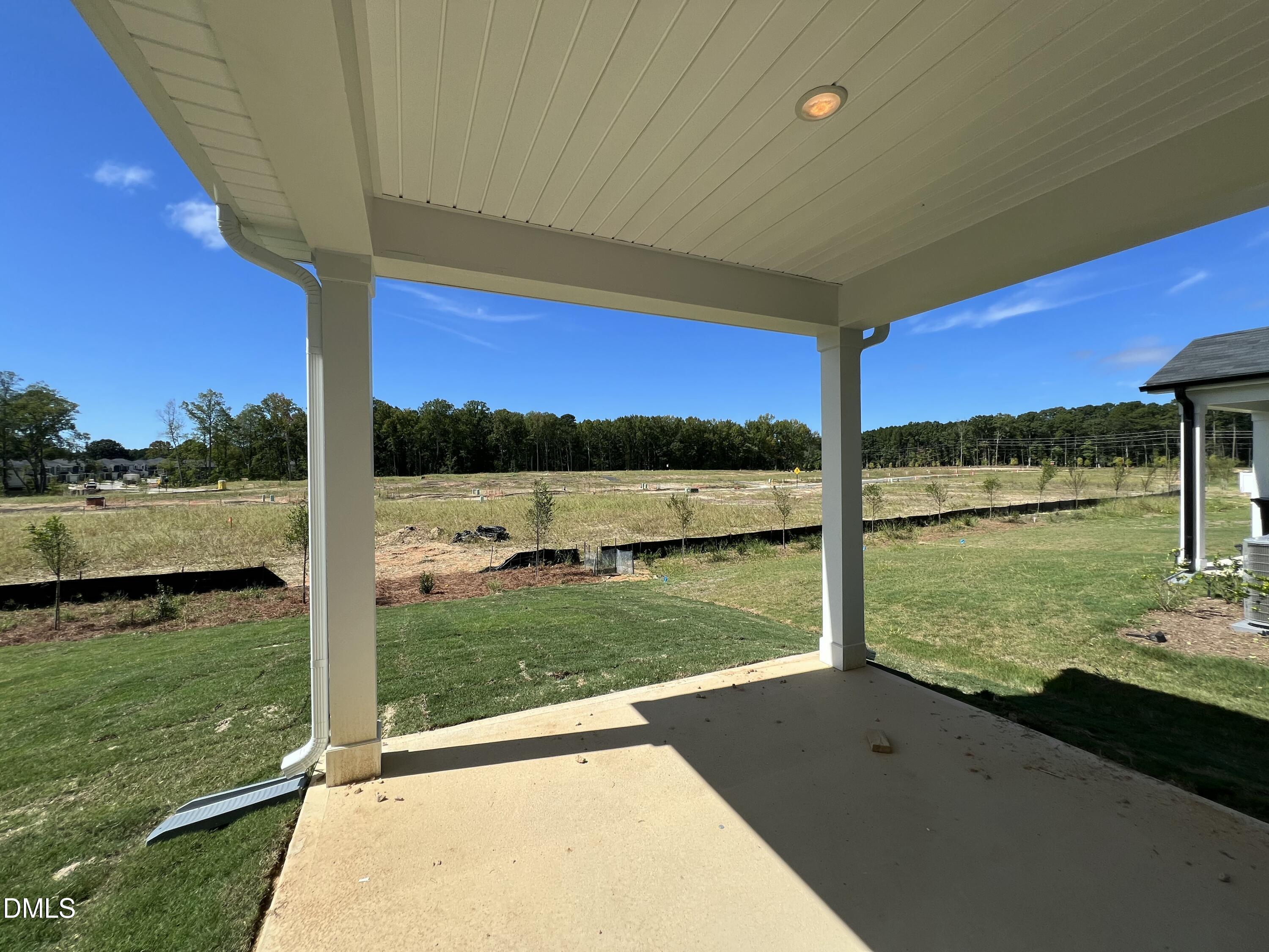 6117 Ivy Brook Trail Property Photo 8