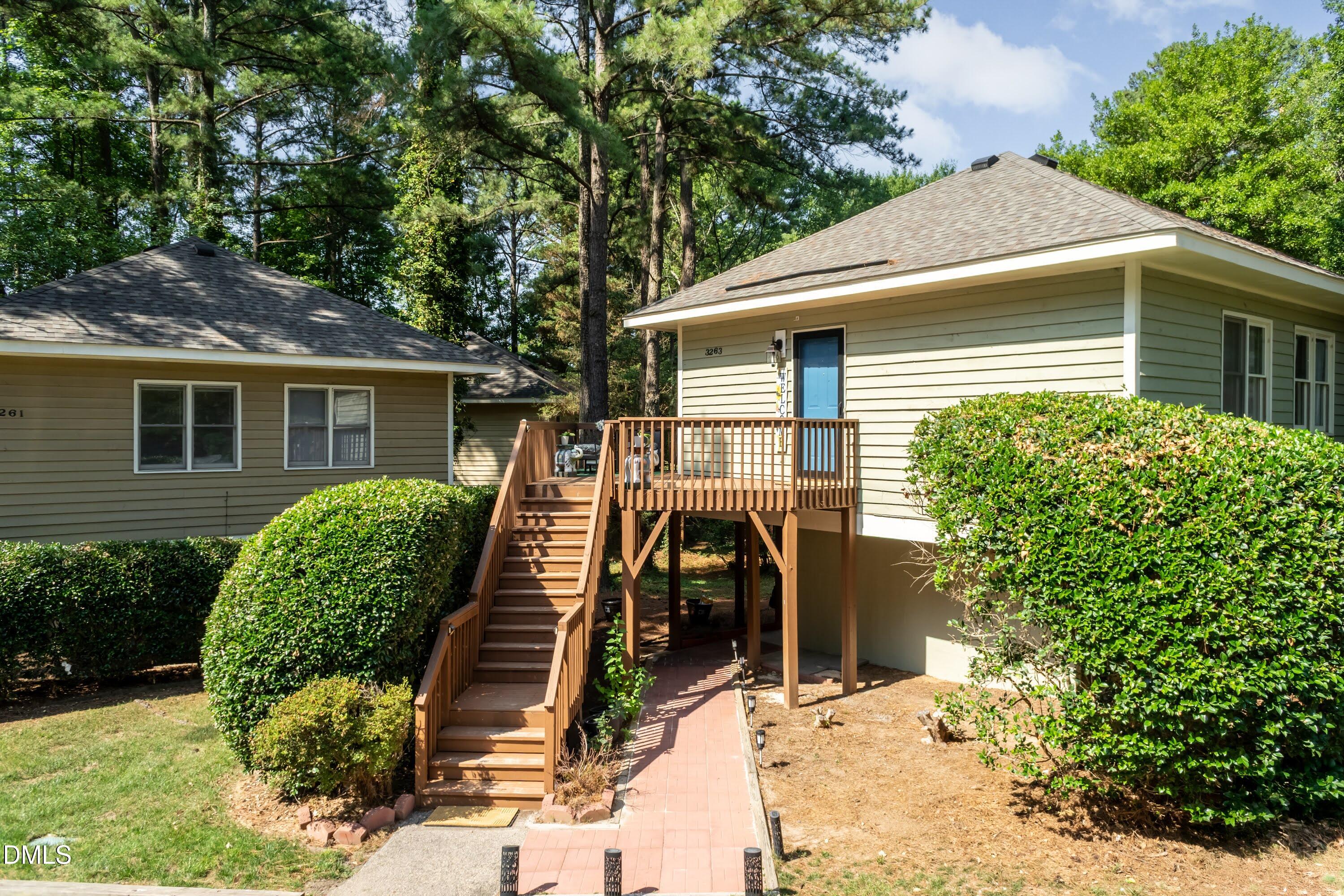 3263 Mill Run Property Photo 2