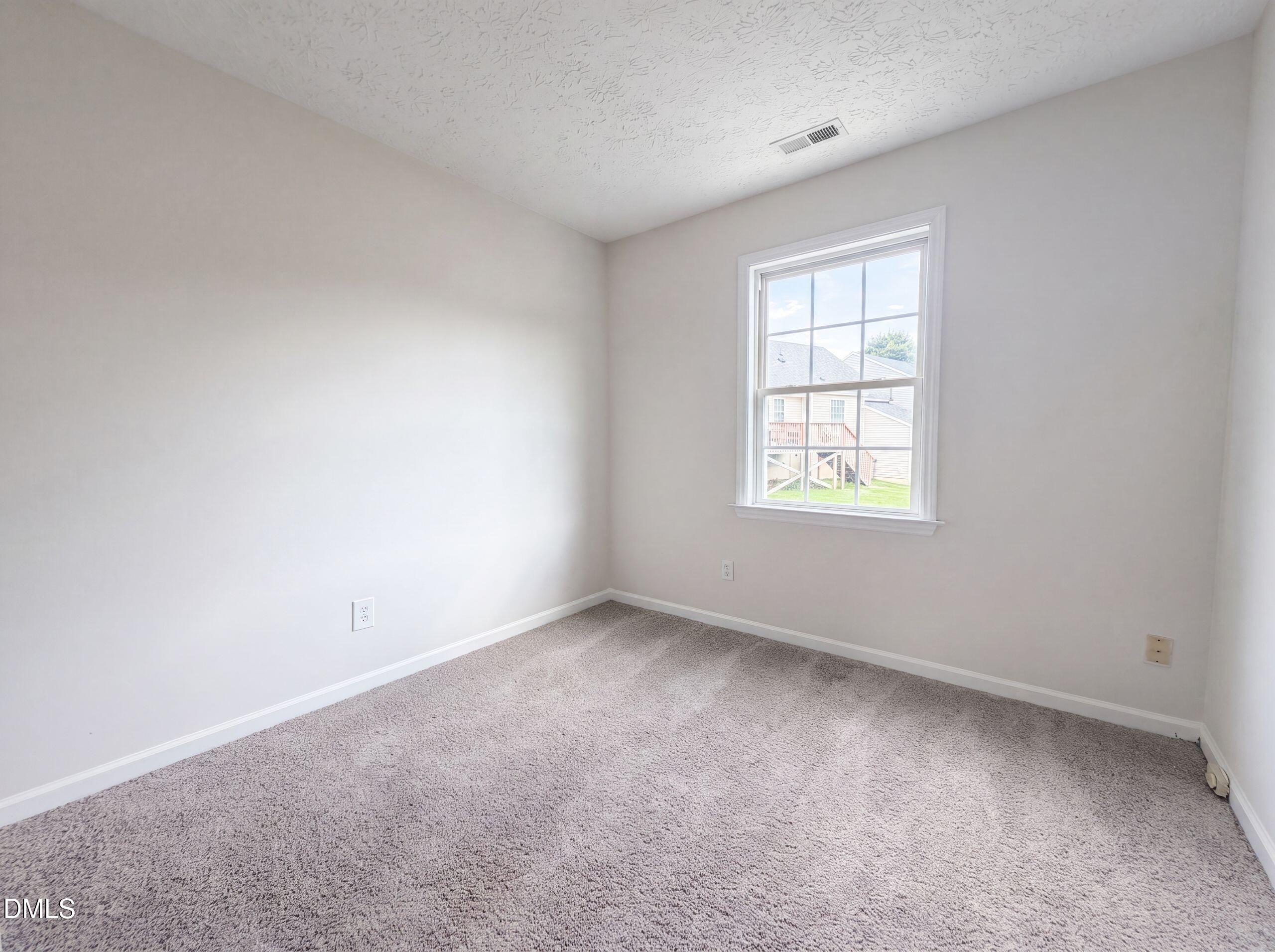 3358 Neptune Drive Property Photo 10