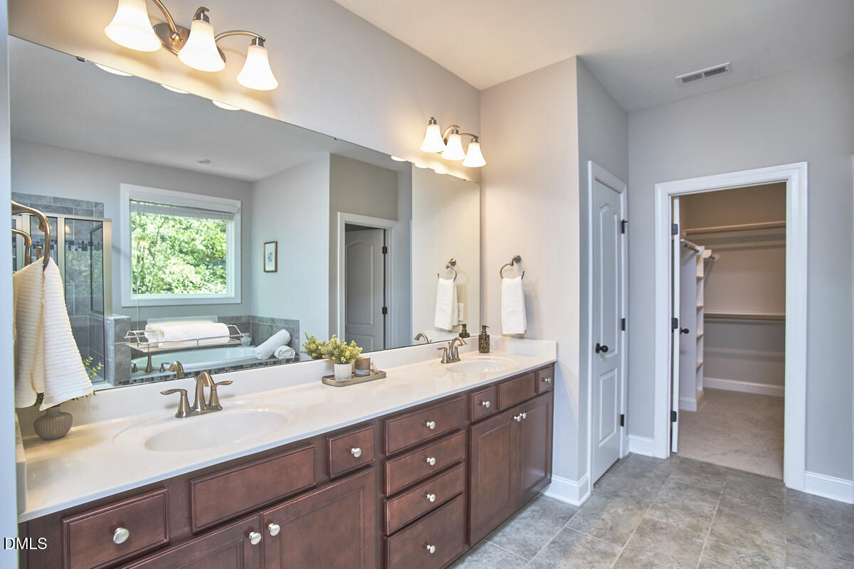 3828 Hickory Manor Drive Property Photo 47