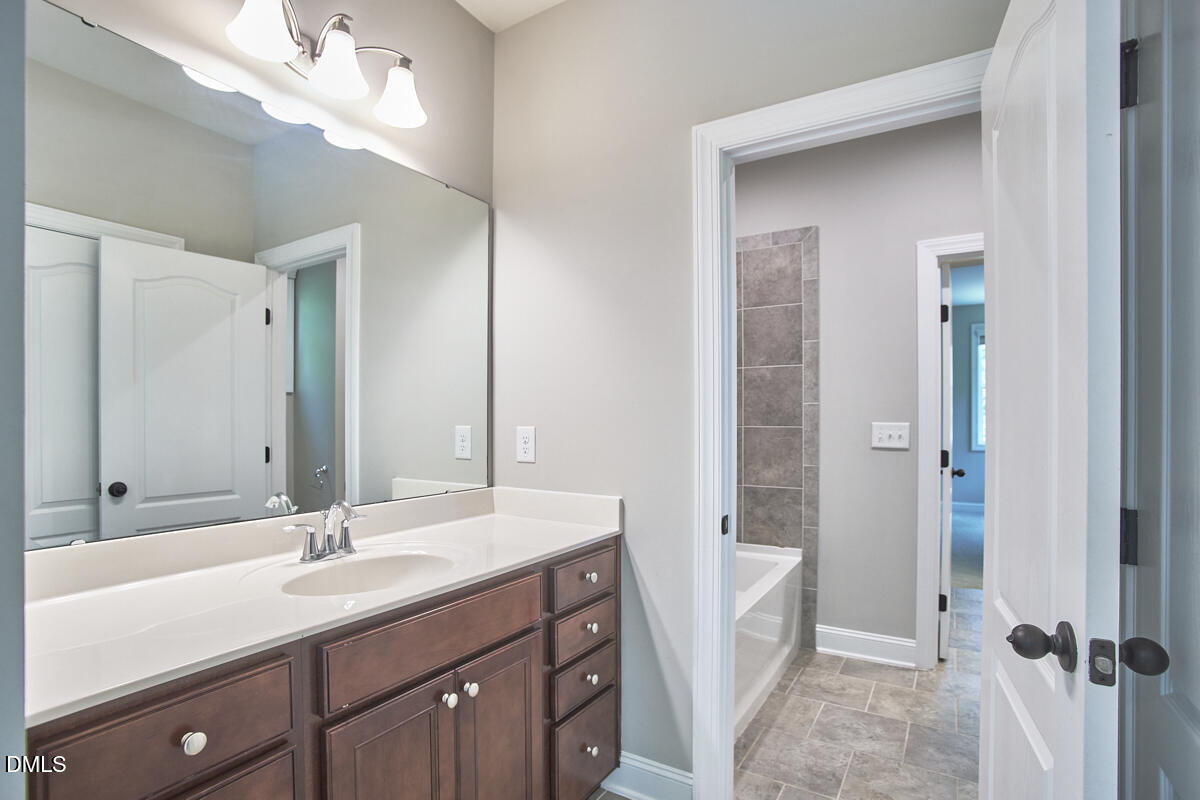 3828 Hickory Manor Drive Property Photo 53