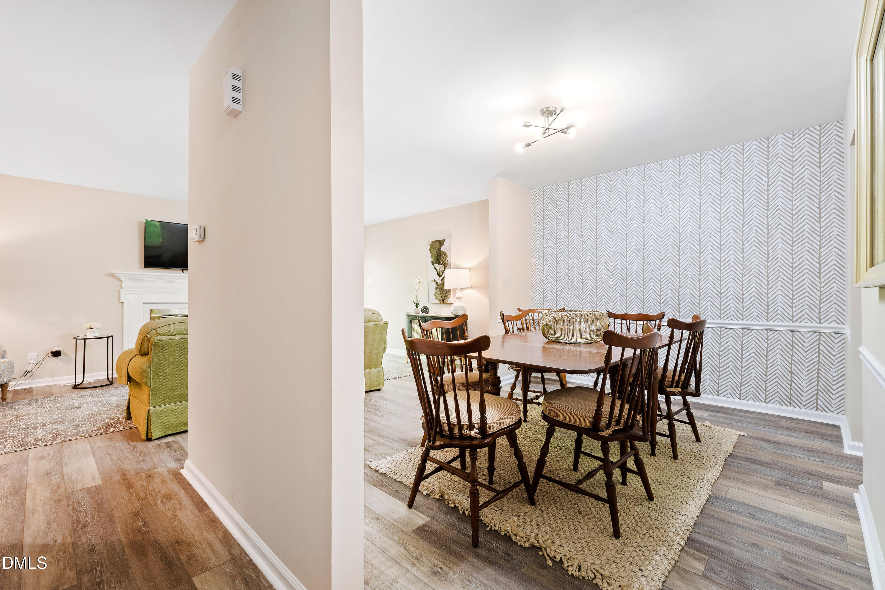 5748 3 Oaks Drive Property Photo 12