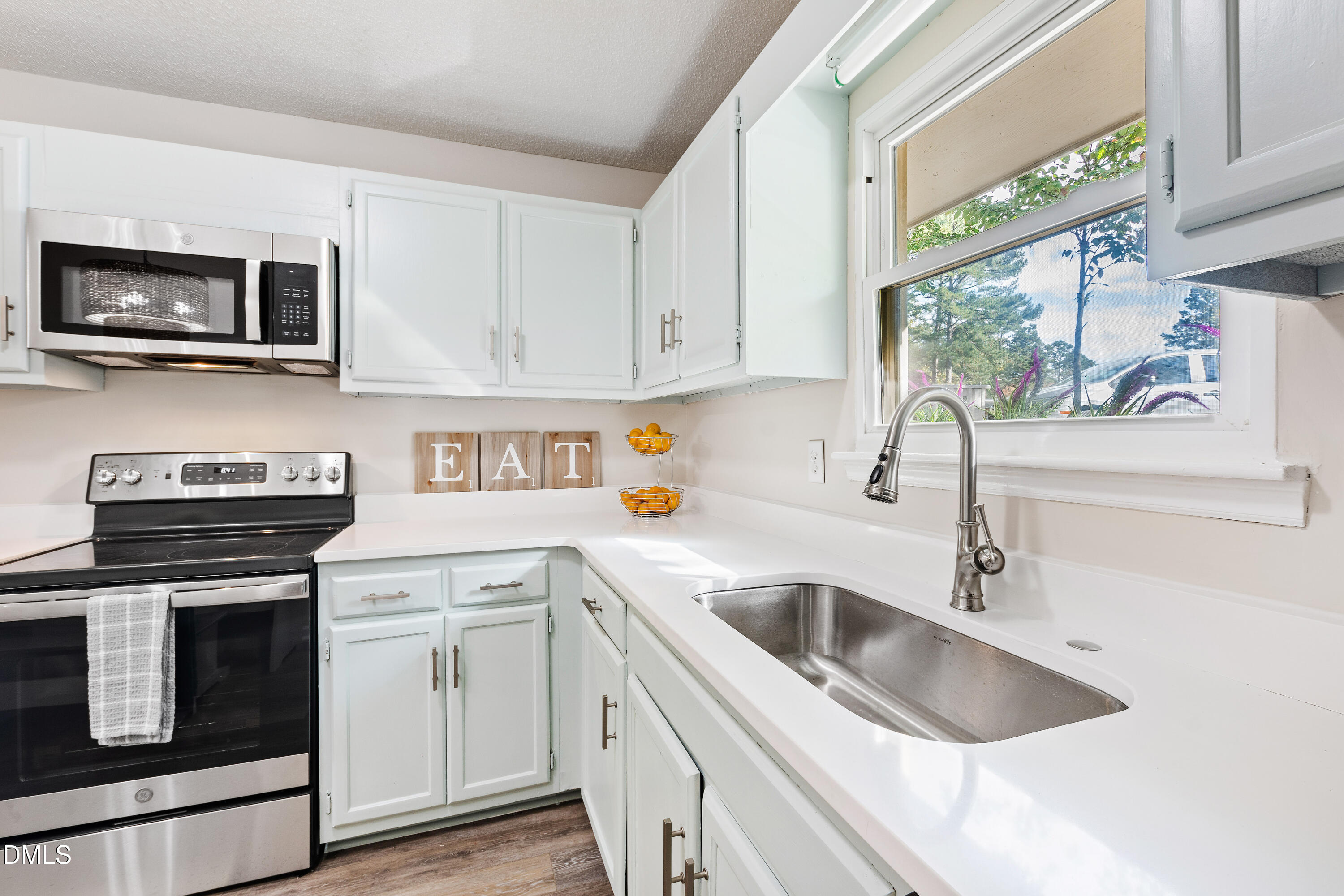 5748 3 Oaks Drive Property Photo 13