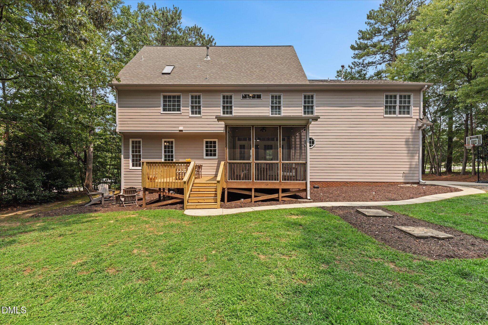 8709 Ormand Way Property Photo 32
