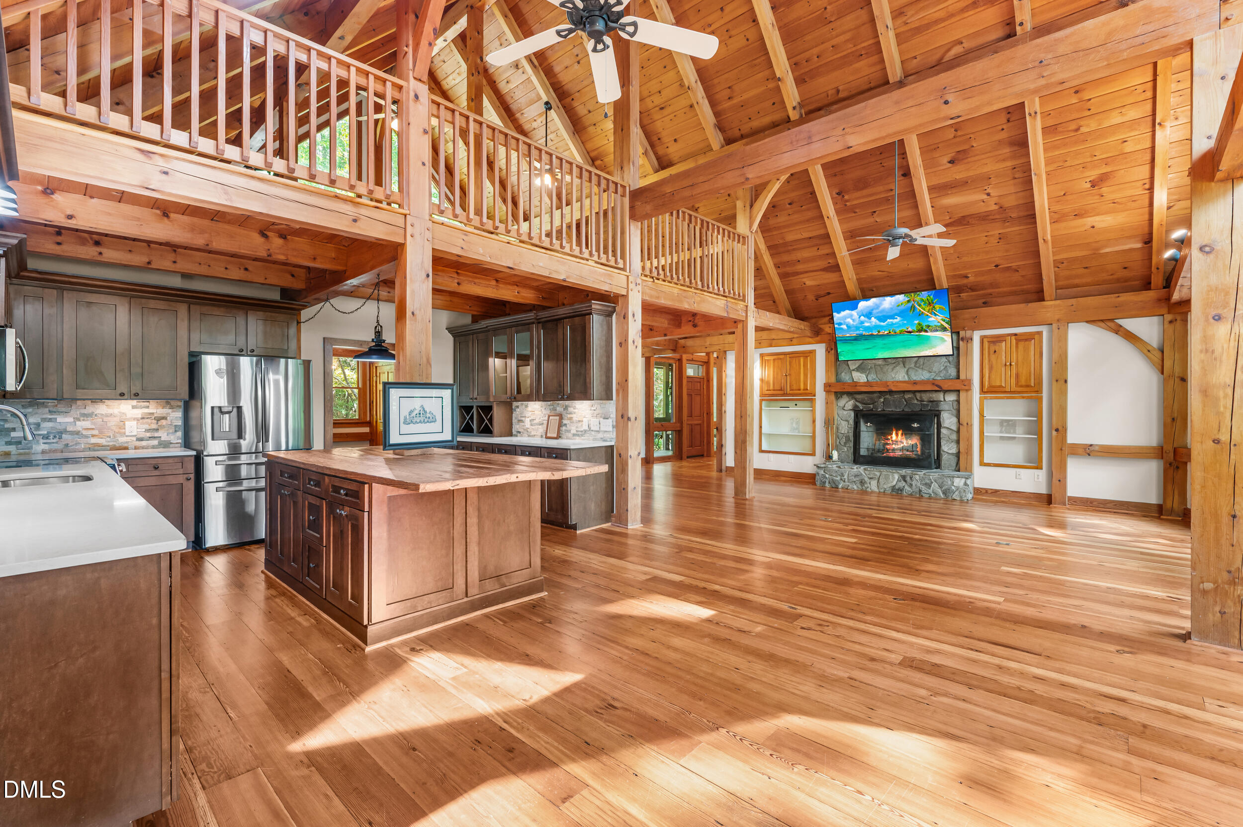 1621 Pearces Road Property Photo 13