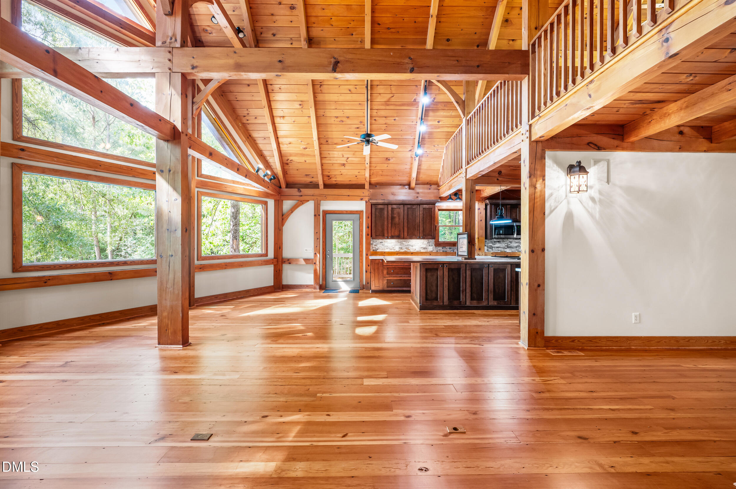 1621 Pearces Road Property Photo 34